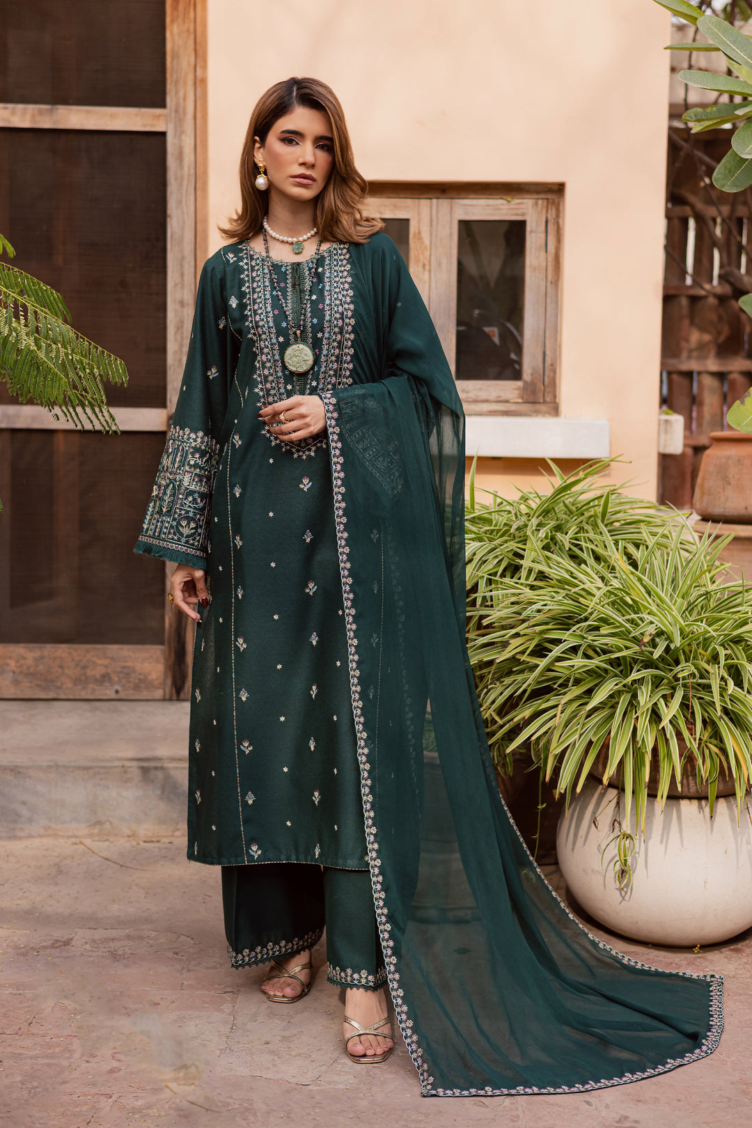  Julke 3Pc - Embroidered Festive Pret BATIK WINTER PRET 2025  BATIK   XS / Bottle Green / Textured Cotton-S / Bottle Green / Textured Cotton-M / Bottle Green / Textured Cotton-L / Bottle Green / Textured Cotton-XL / Bottle Green / Textured Cotton