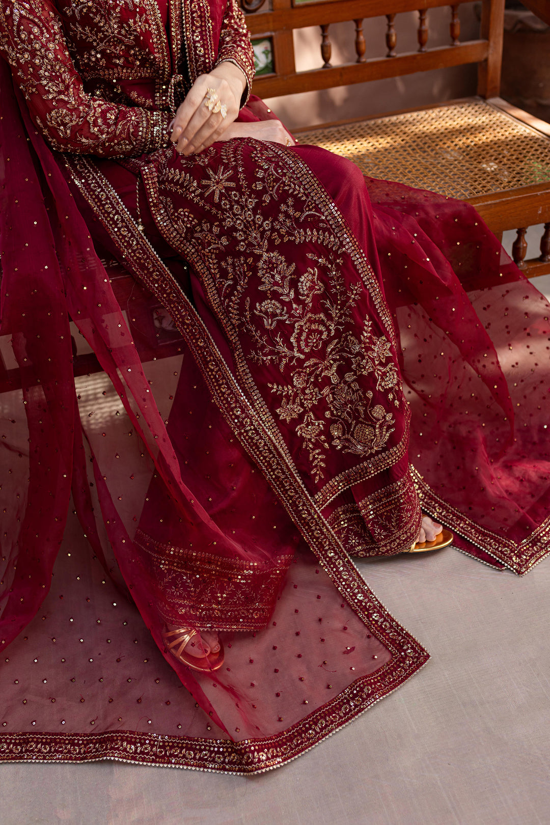 [product-color]-[product-type]-[product_material]