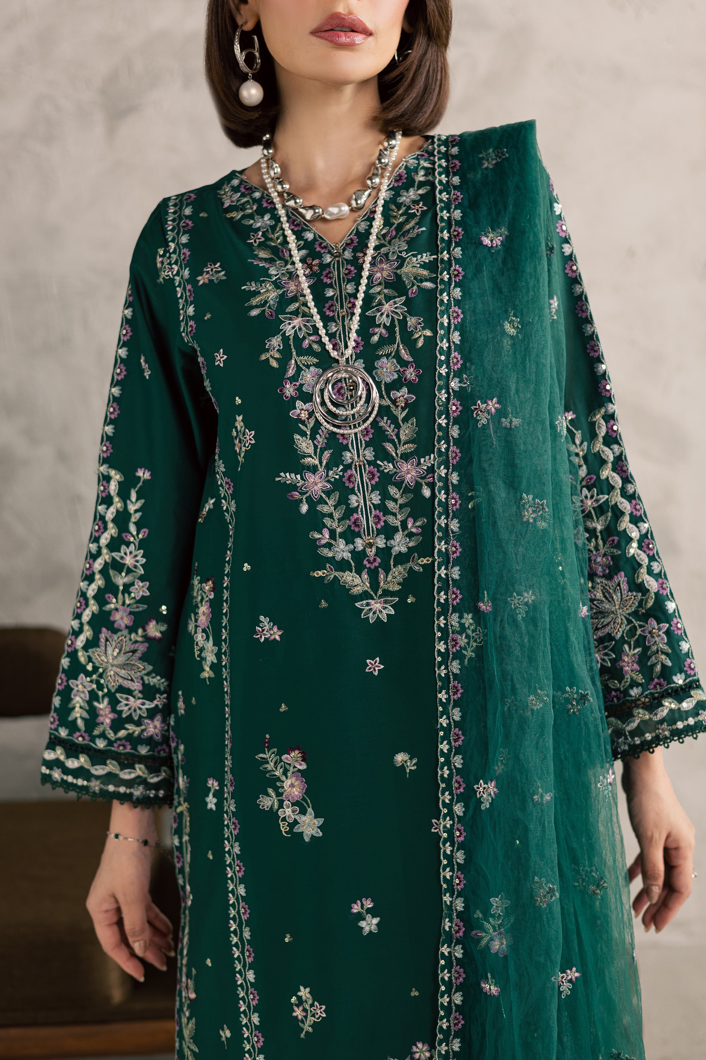  Kayana 3Pc - Festive Embroidered Lawn BATIKEID2026  BATIK   XS / Perzik Green / Pima Lawn-S / Perzik Green / Pima Lawn-M / Perzik Green / Pima Lawn-L / Perzik Green / Pima Lawn-XL / Perzik Green / Pima Lawn