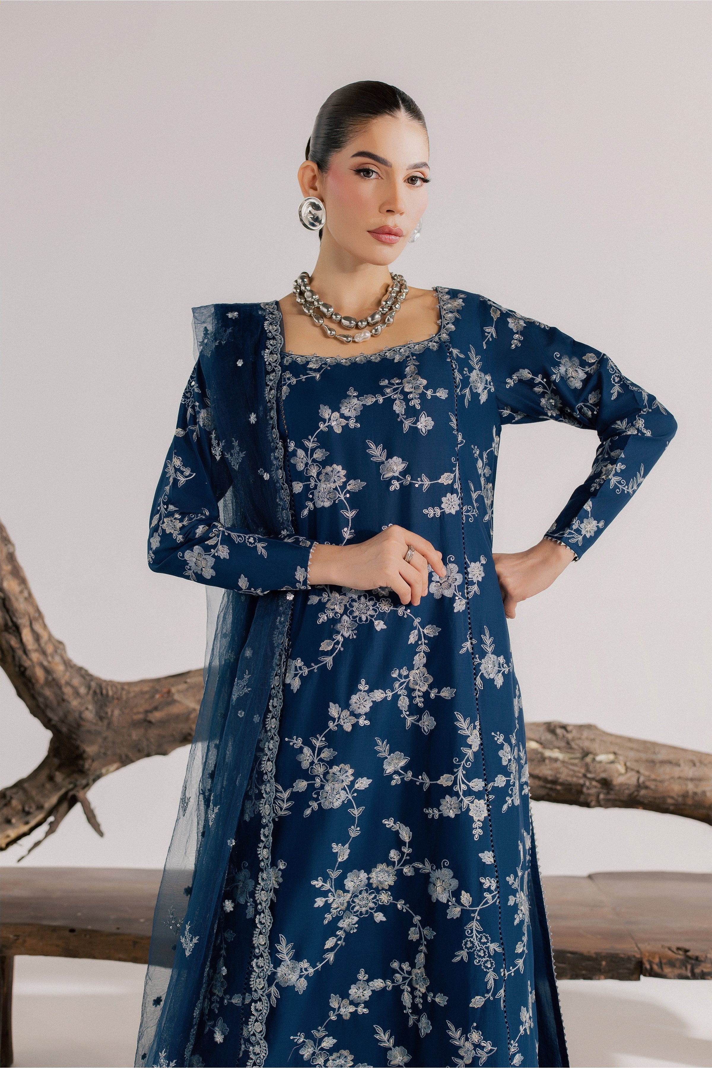  Kiana 3Pc - Luxury Embroidered Lawn BATIKSS26  BATIK   XS / Zinc / Pima Lawn-S / Zinc / Pima Lawn-M / Zinc / Pima Lawn-L / Zinc / Pima Lawn-XL / Zinc / Pima Lawn