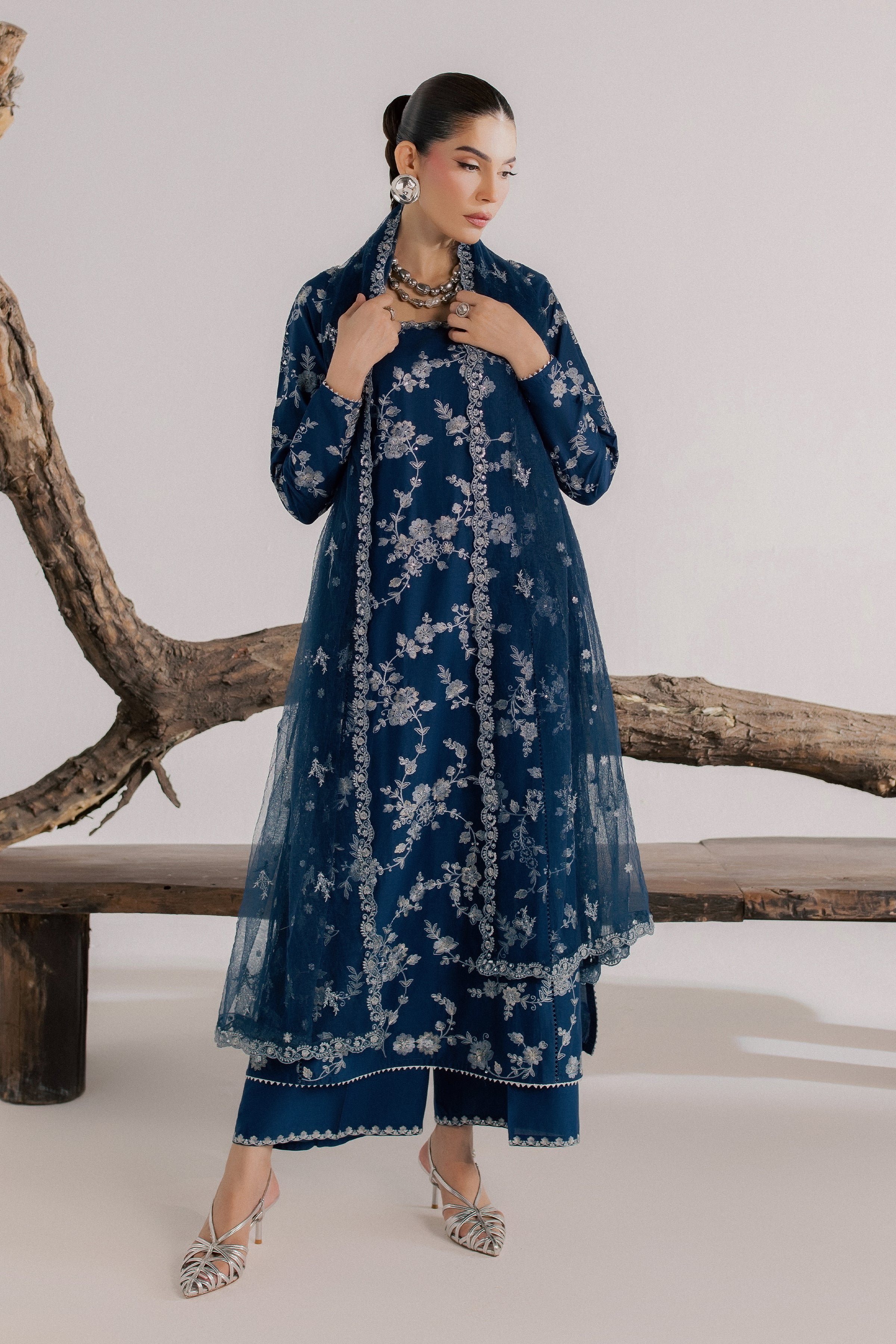  Kiana 3Pc - Luxury Embroidered Lawn BATIKSS26  BATIK   XS / Zinc / Pima Lawn-S / Zinc / Pima Lawn-M / Zinc / Pima Lawn-L / Zinc / Pima Lawn-XL / Zinc / Pima Lawn