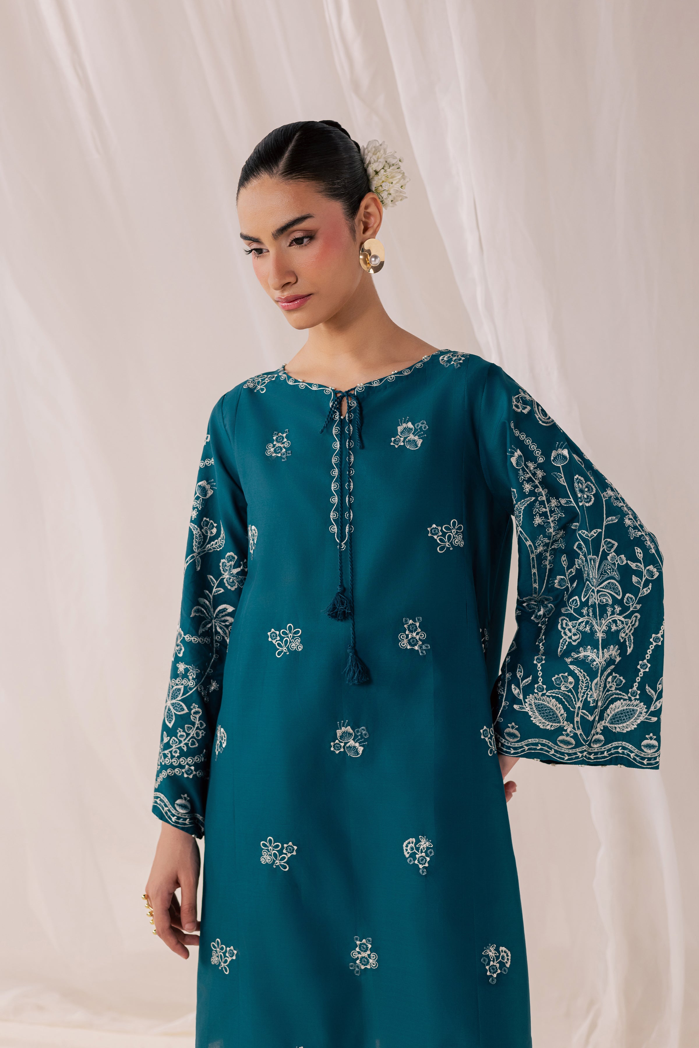 Korrigan 3Pc - Luxury Embroidered Lawn BATIKSS26  BATIK   XS / Zinc Blue / Pima Lawn