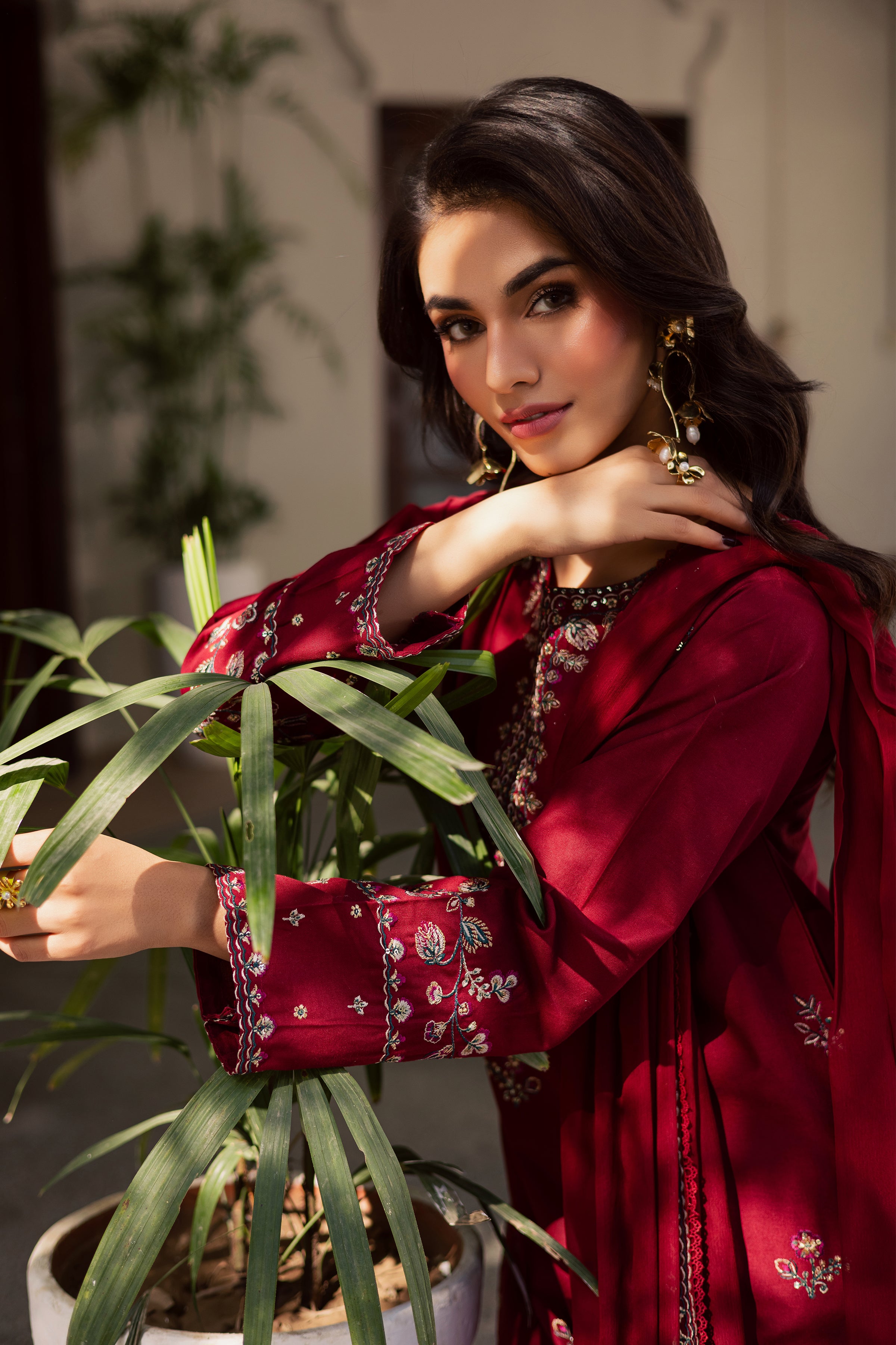  Lail 3Pc - Embroidered Khaddar Dress BATIK WINTER PRET 2025  BATIK   XS / Tyrian / Khaddar-S / Tyrian / Khaddar-M / Tyrian / Khaddar-L / Tyrian / Khaddar-XL / Tyrian / Khaddar