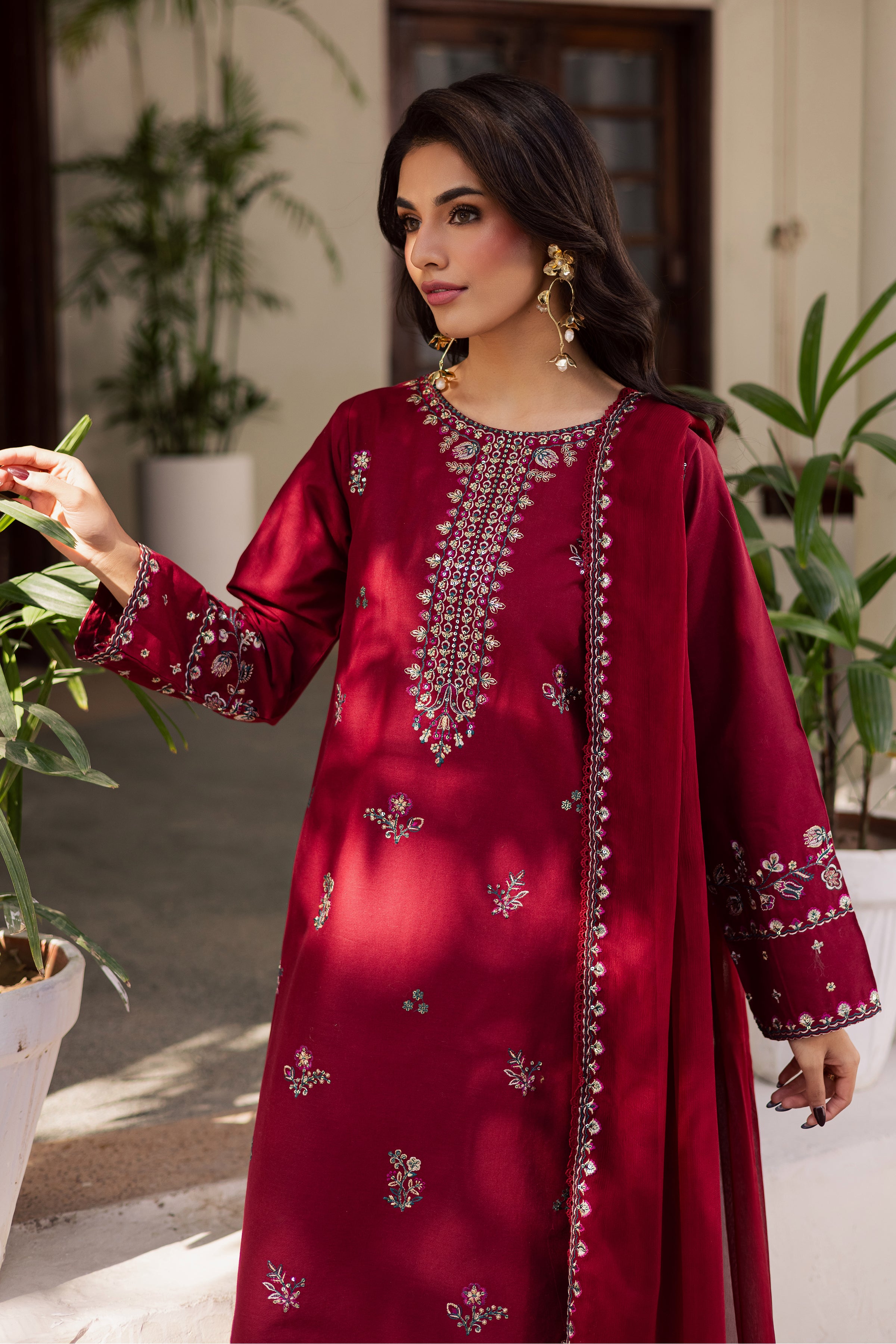  Lail 3Pc - Embroidered Khaddar Dress BATIK WINTER PRET 2025  BATIK   XS / Tyrian / Khaddar-S / Tyrian / Khaddar-M / Tyrian / Khaddar-L / Tyrian / Khaddar-XL / Tyrian / Khaddar