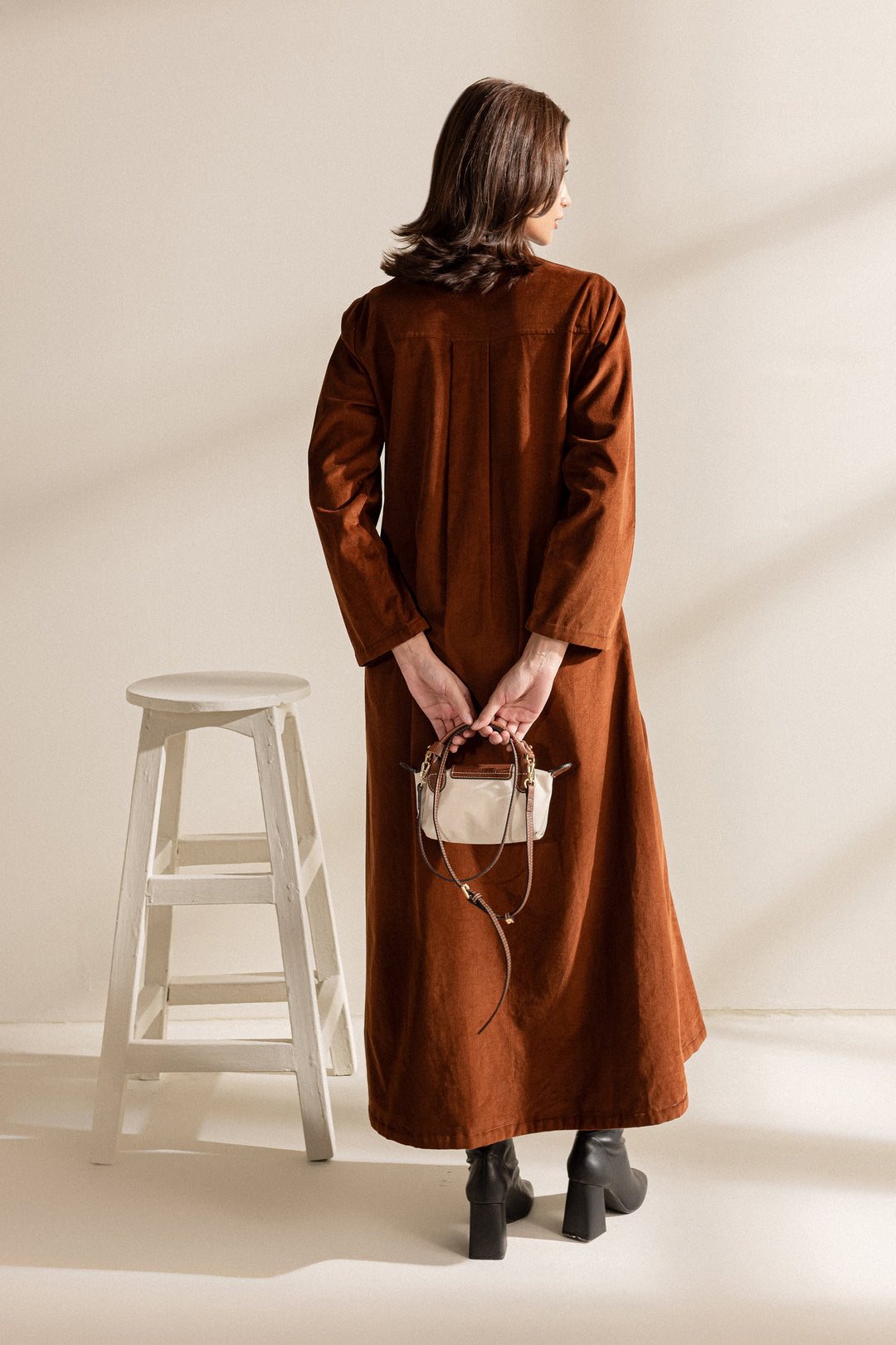 [product-color]-[product-type]-[product_material]