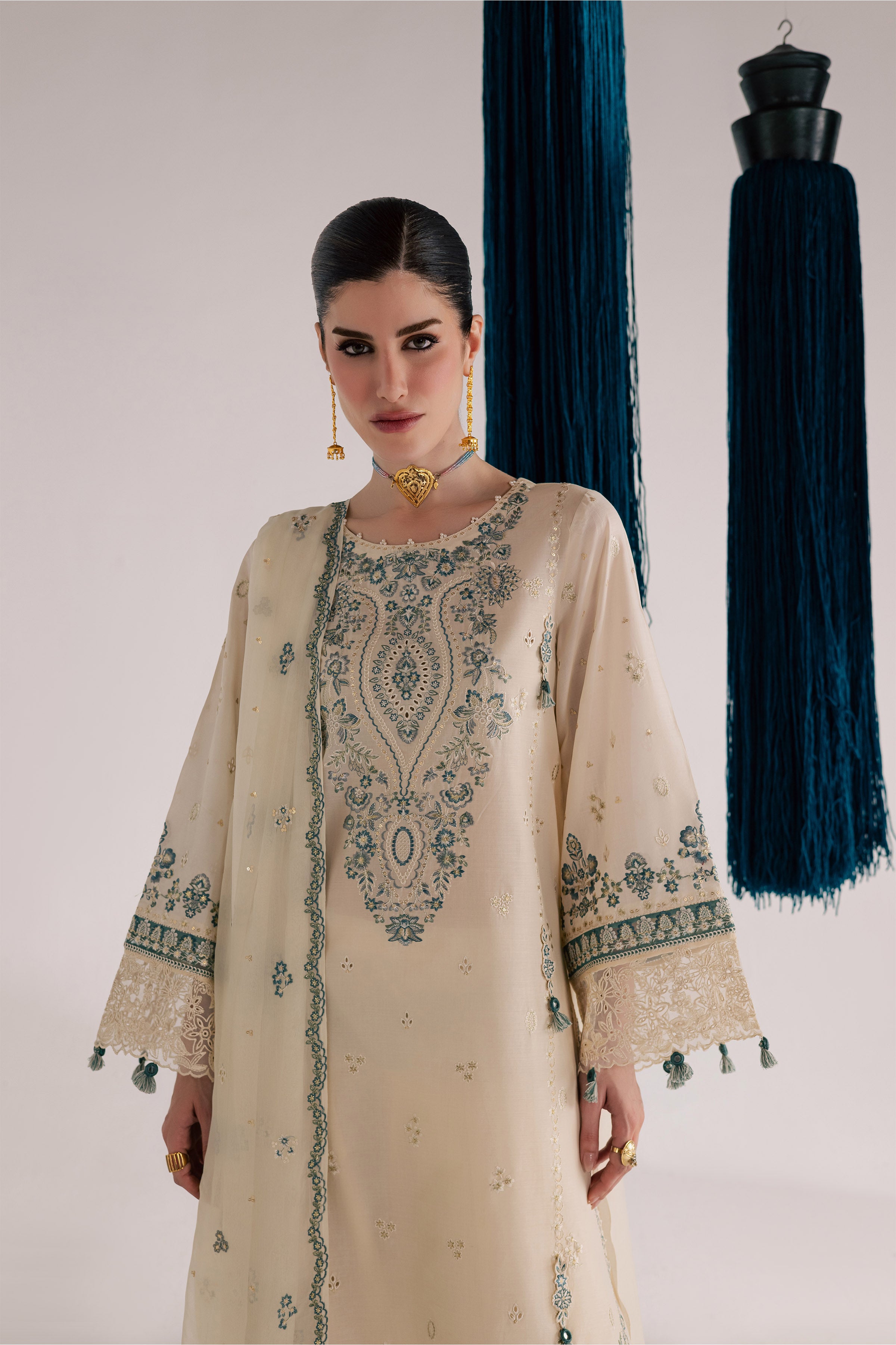  Mana 3Pc - Festive Eid Pret BATIKSS26  BATIK   XS / Ivory / Pima Lawn-S / Ivory / Pima Lawn-M / Ivory / Pima Lawn-L / Ivory / Pima Lawn-XL / Ivory / Pima Lawn