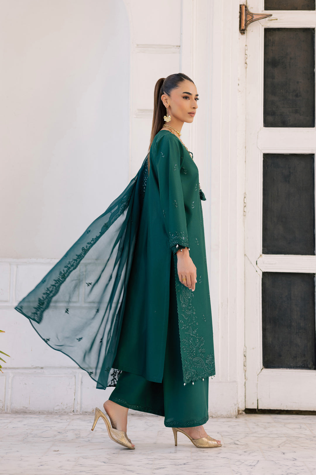  Manta 3Pc - Festive Embroidered Lawn BATIKSS26  BATIK   XS / Bottle Green / Pima Lawn-S / Bottle Green / Pima Lawn-M / Bottle Green / Pima Lawn-L / Bottle Green / Pima Lawn-XL / Bottle Green / Pima Lawn