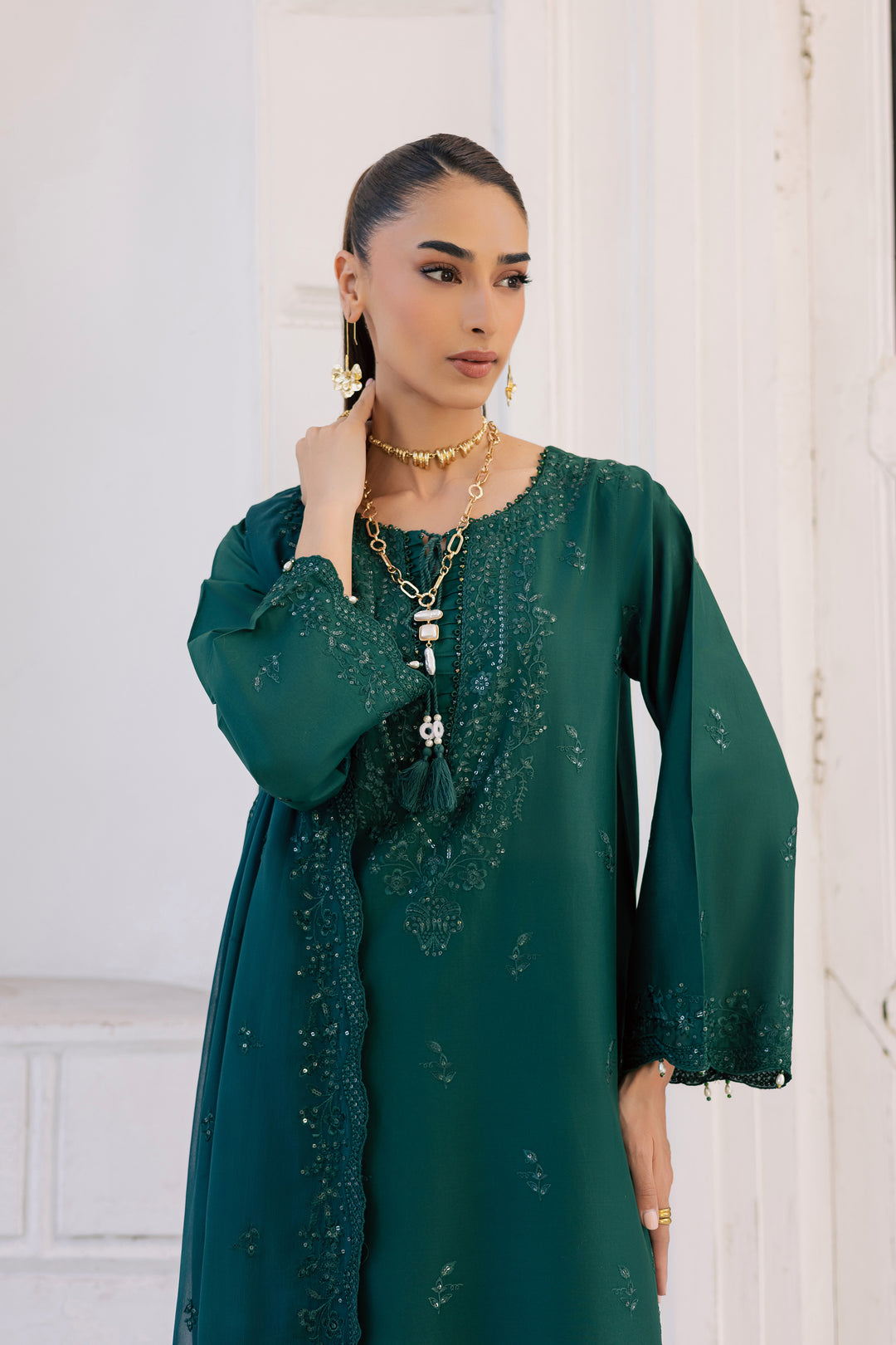  Manta 3Pc - Festive Embroidered Lawn BATIKSS26  BATIK   XS / Bottle Green / Pima Lawn-S / Bottle Green / Pima Lawn-M / Bottle Green / Pima Lawn-L / Bottle Green / Pima Lawn-XL / Bottle Green / Pima Lawn
