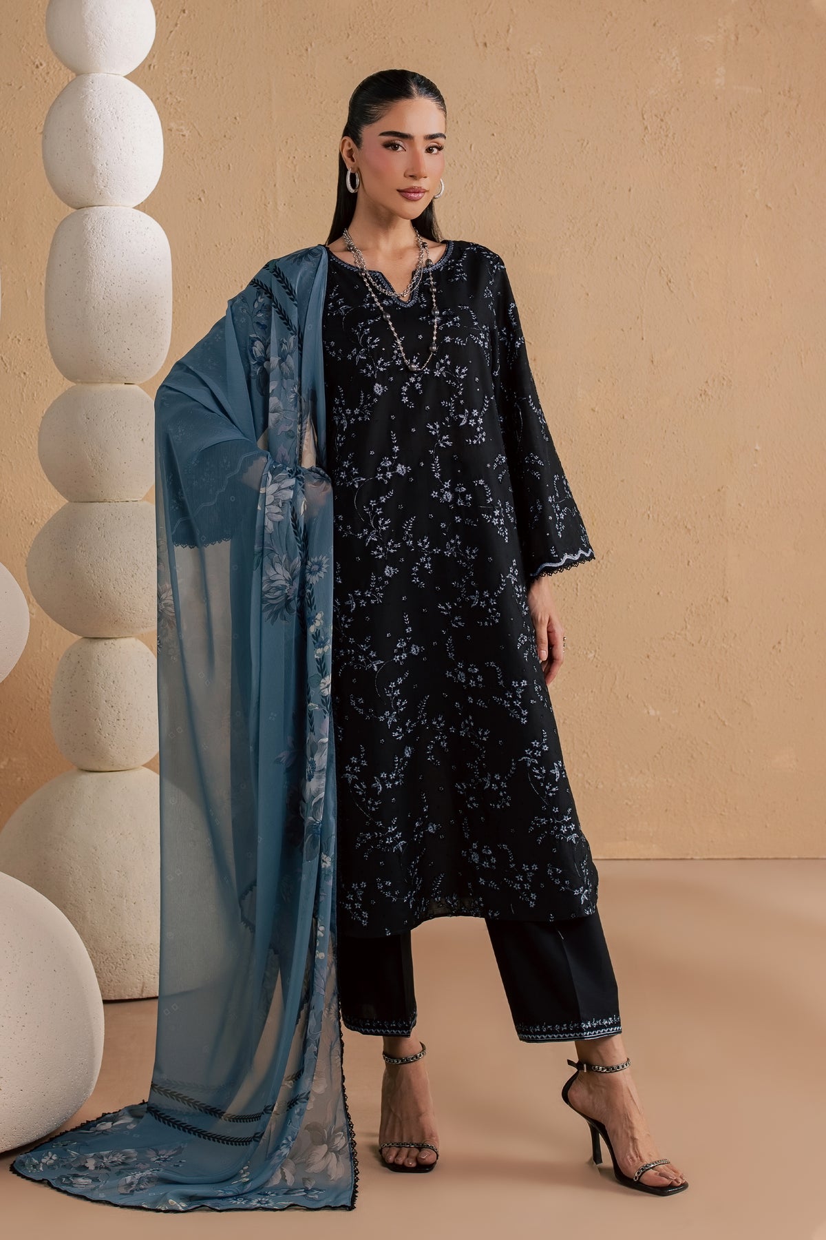  Moonlit 3Pc - Festive Embroidered Lawn BATIKSS26  BATIK   XS / Black / Pima Lawn-S / Black / Pima Lawn-M / Black / Pima Lawn-L / Black / Pima Lawn-XL / Black / Pima Lawn