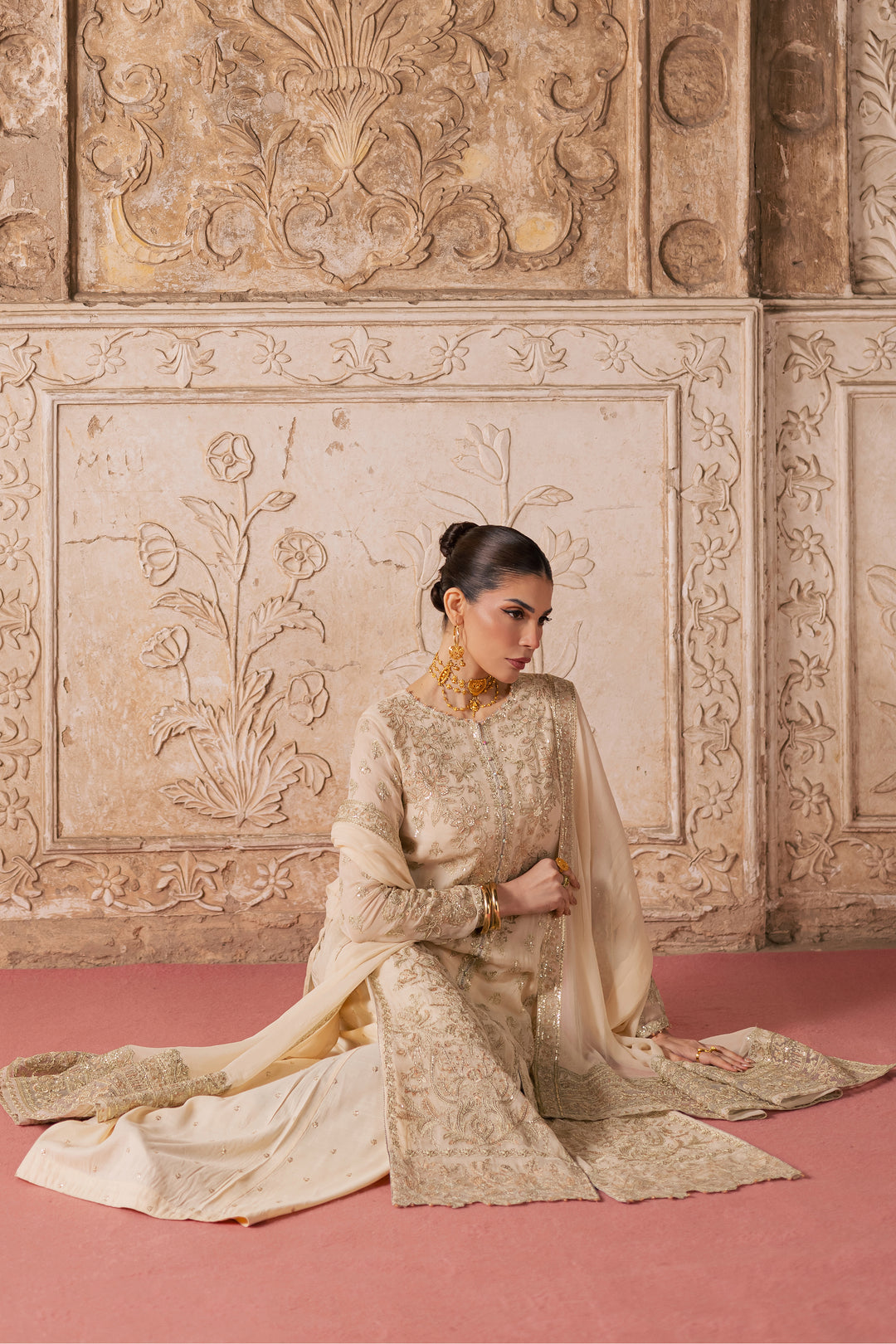  Mooti 3Pc - Festive Luxe Pret BATIKLuxePRET  BATIK   XS / Ivory / Chiffon-S / Ivory / Chiffon-M / Ivory / Chiffon-L / Ivory / Chiffon-XL / Ivory / Chiffon