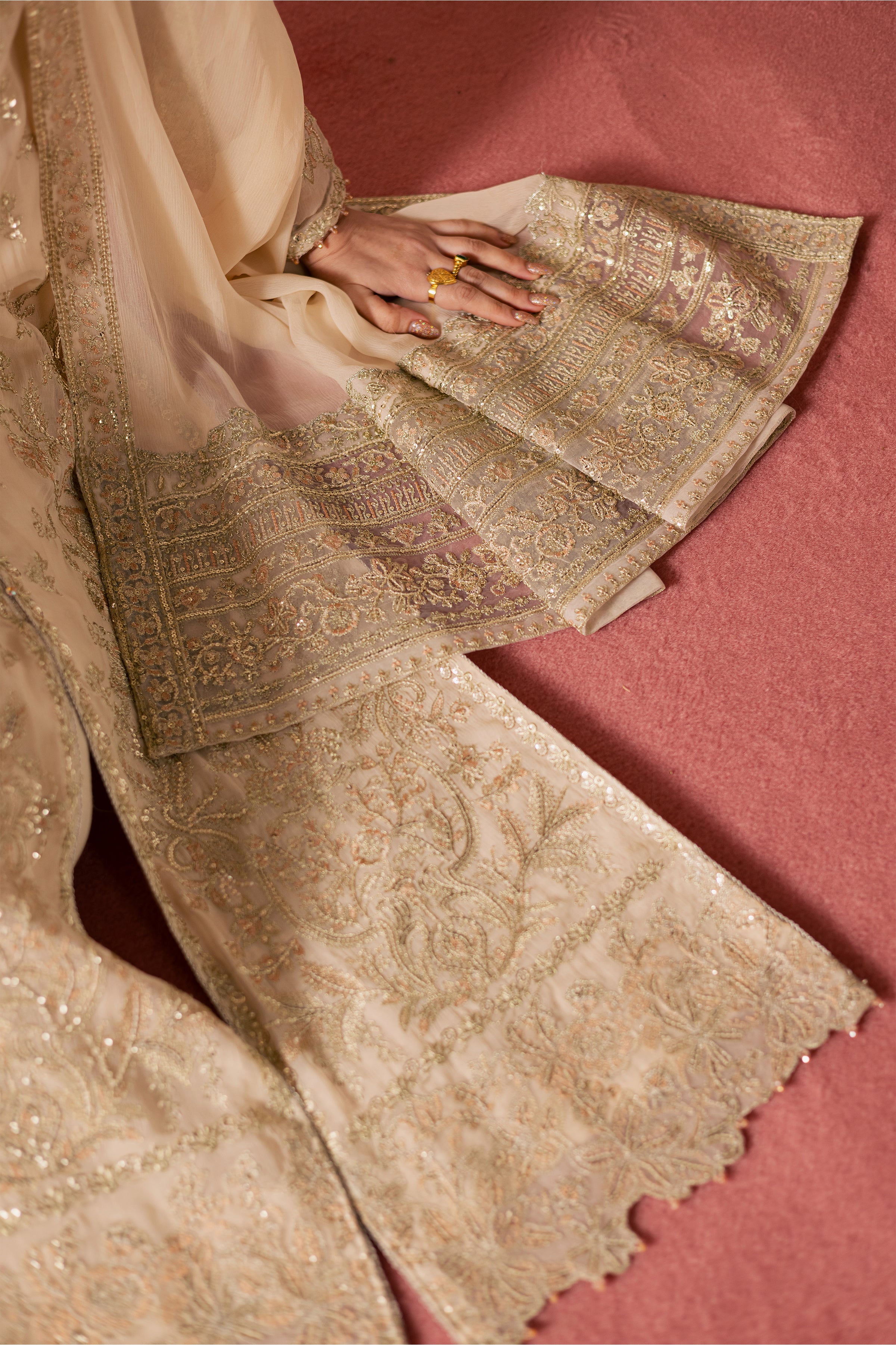  Mooti 3Pc - Festive Luxe Pret BATIKLuxePRET  BATIK   XS / Ivory / Chiffon-S / Ivory / Chiffon-M / Ivory / Chiffon-L / Ivory / Chiffon-XL / Ivory / Chiffon