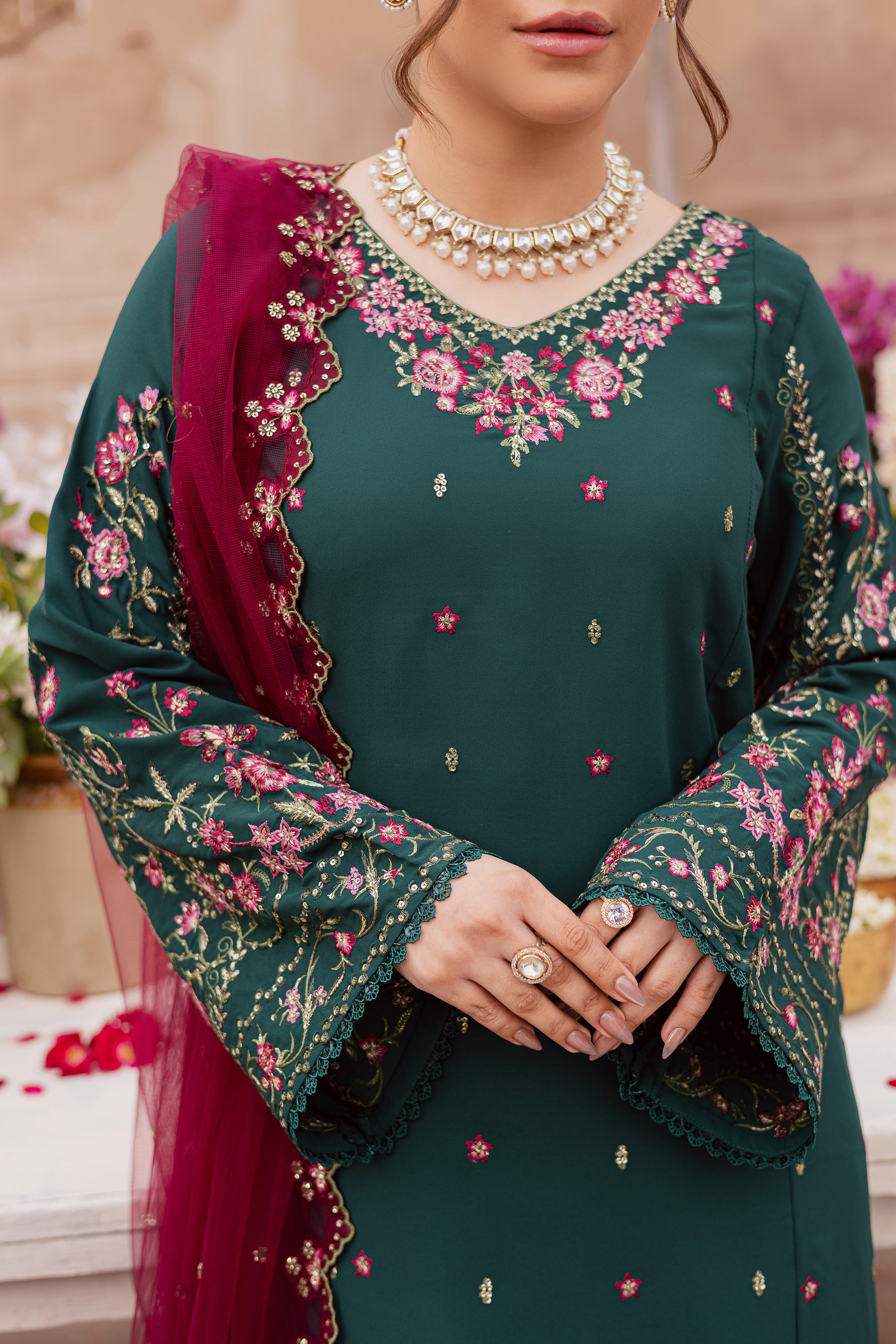  Neem 3Pc - Festive Luxe Pret BATIKSTUDIO2025  BATIK   S / Forest Green / Georgette-M / Forest Green / Georgette-L / Forest Green / Georgette
