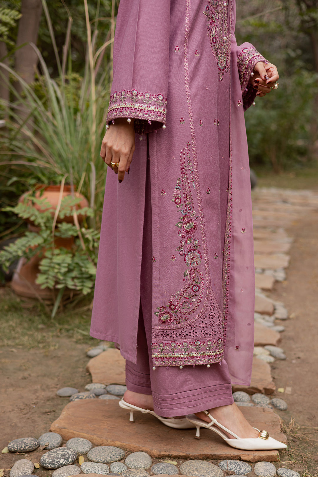  November 3Pc - Embroidered Festive Pret BATIK WINTER PRET 2025  BATIK   XS / Dusky Orchid / Textured Cotton-S / Dusky Orchid / Textured Cotton-M / Dusky Orchid / Textured Cotton-L / Dusky Orchid / Textured Cotton-XL / Dusky Orchid / Textured Cotton