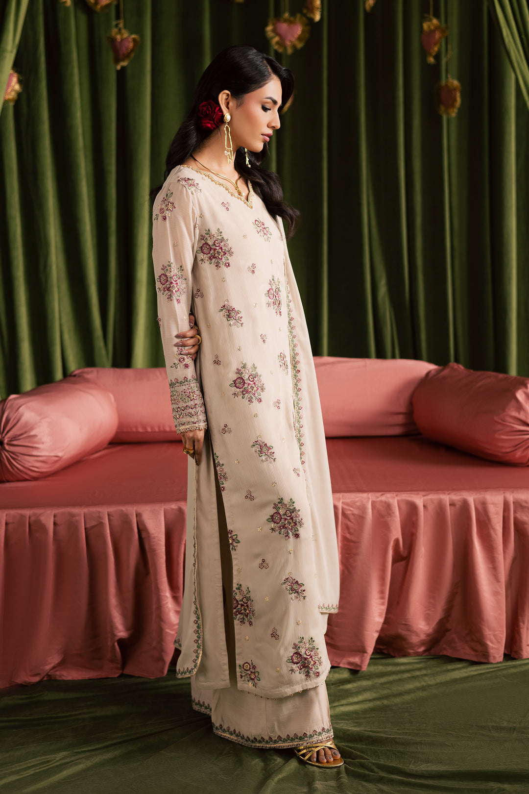 [product-color]-[product-type]-[product_material]