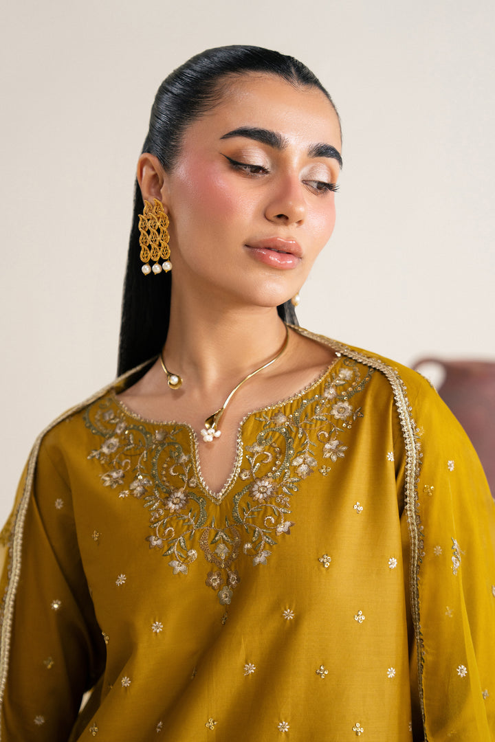  Nuraisa 3Pc - Festive Eid Pret BATIKSS26  BATIK   XS / Mehndi / Giza-S / Mehndi / Giza-M / Mehndi / Giza-L / Mehndi / Giza-XL / Mehndi / Giza