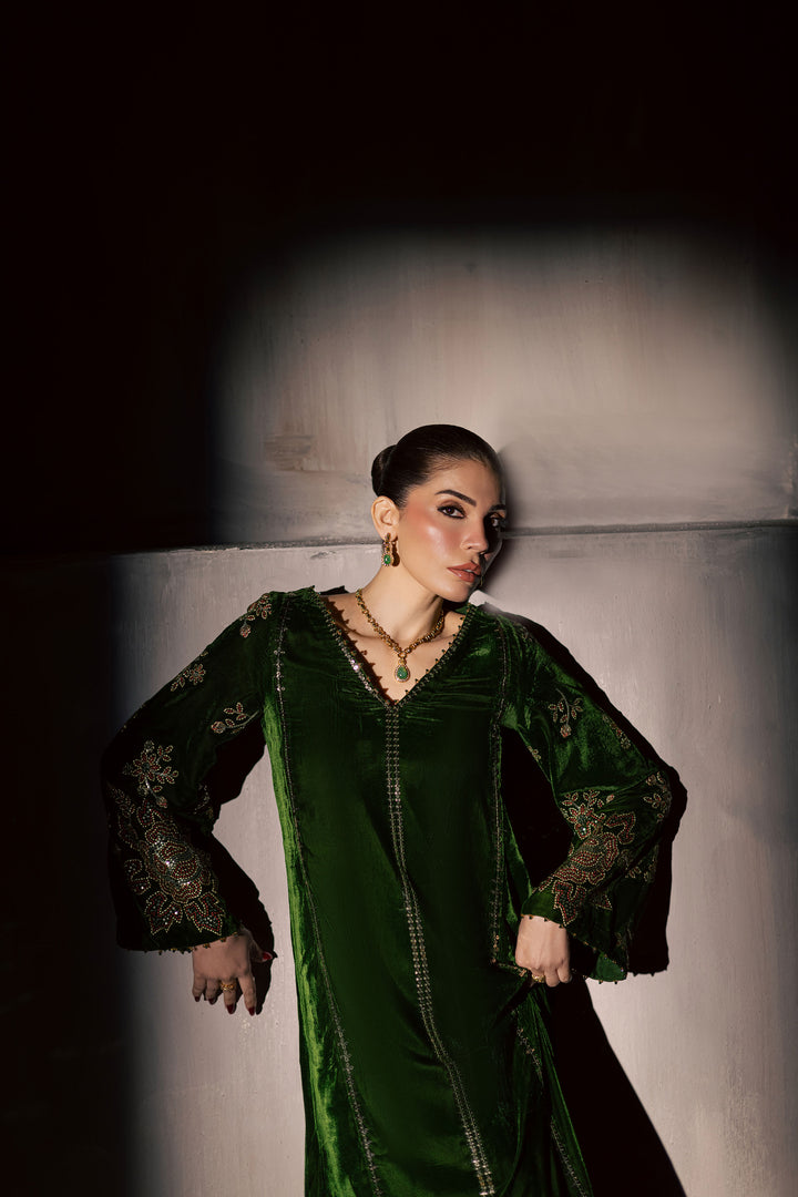  Olive Dew 2Pc - Velvet Luxe Pret BATIKLuxePRET2025  BATIK   XS / Moss Green / Velvet-S / Moss Green / Velvet-M / Moss Green / Velvet-L / Moss Green / Velvet-XL / Moss Green / Velvet