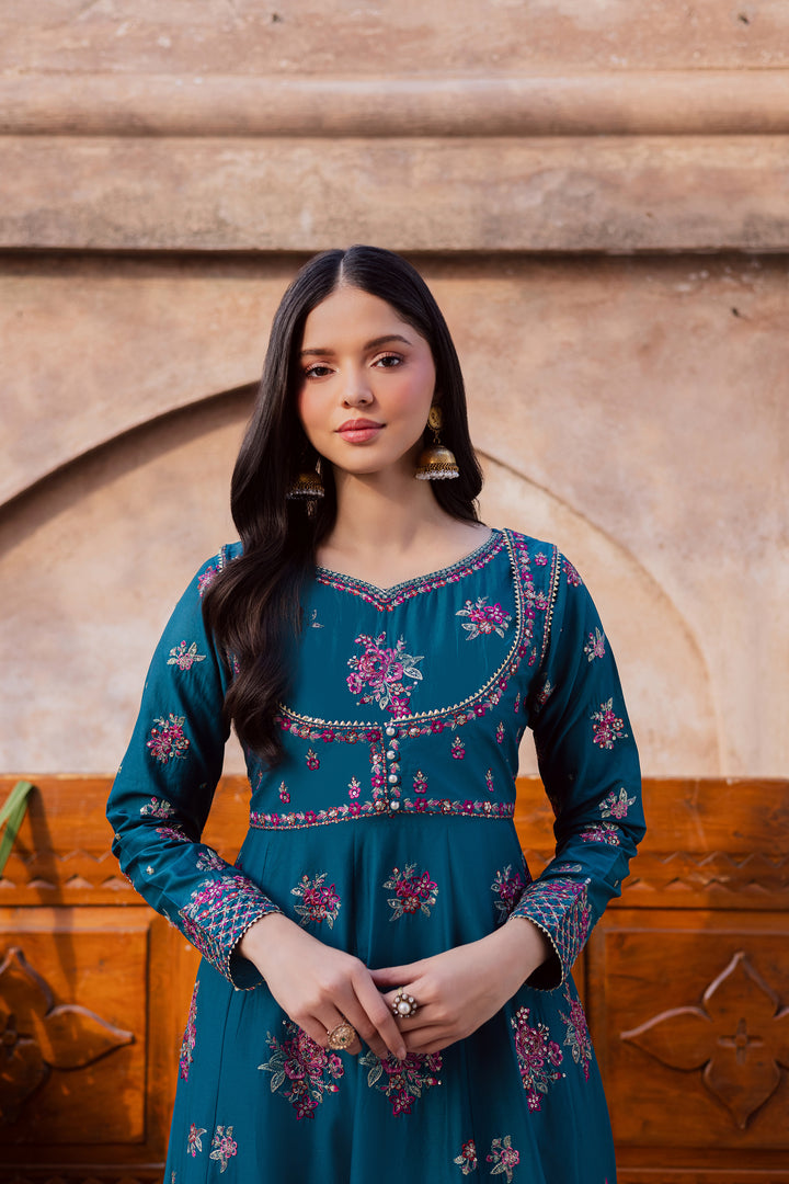  Orla 2Pc - Festive Embroidered Lawn BATIKEID2026  BATIK   XS / Zinc Blue / Pima Lawn-S / Zinc Blue / Pima Lawn-M / Zinc Blue / Pima Lawn-L / Zinc Blue / Pima Lawn-XL / Zinc Blue / Pima Lawn