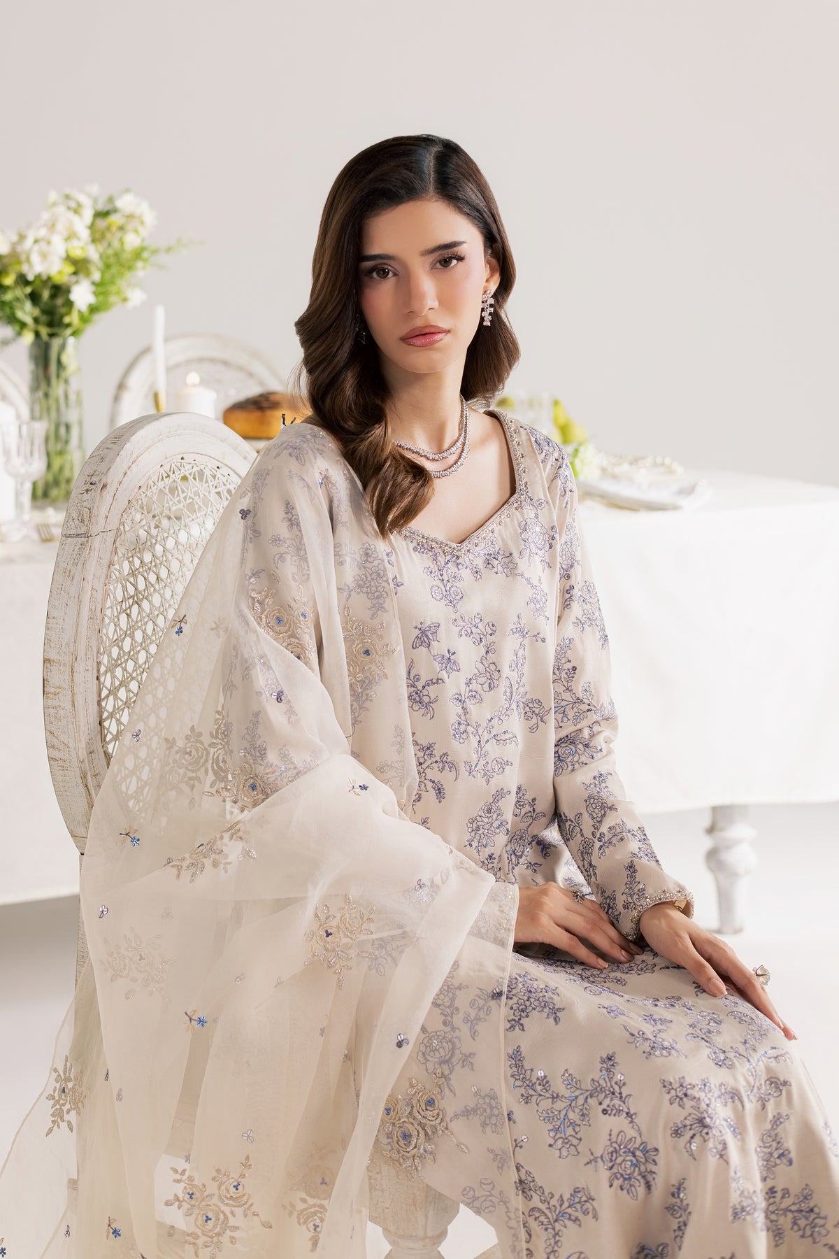 Pearl Elena 3Pc - Festive Luxe Pret STUDIOLUXEAUG26  BATIK   S / Pearl White / Textured Grip