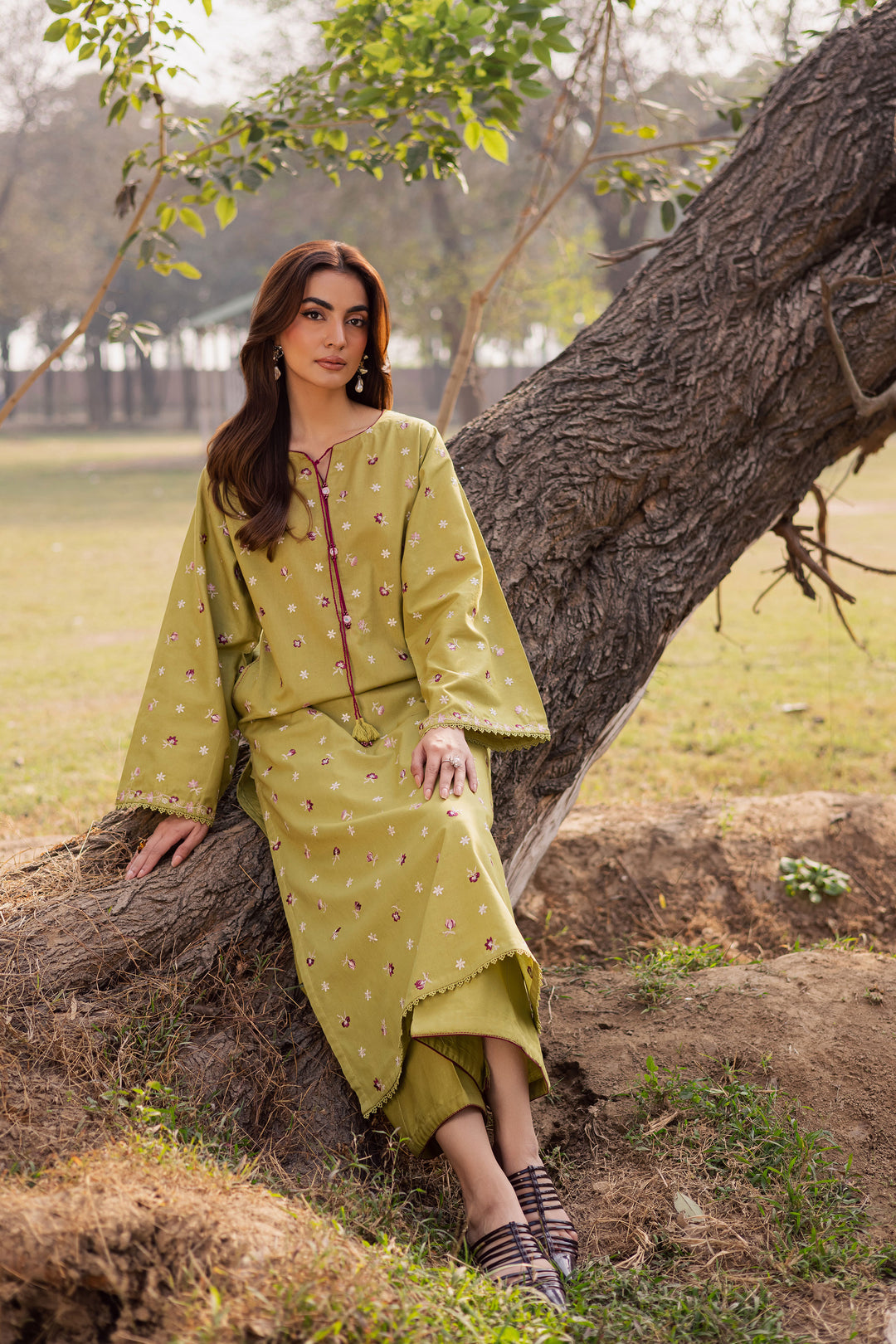  Pearly Green 2Pc - Embroidered Khaddar Dress BATIK WINTER PRET 2025  BATIK   XS / Pear Green / Khaddar-S / Pear Green / Khaddar-M / Pear Green / Khaddar-L / Pear Green / Khaddar-XL / Pear Green / Khaddar