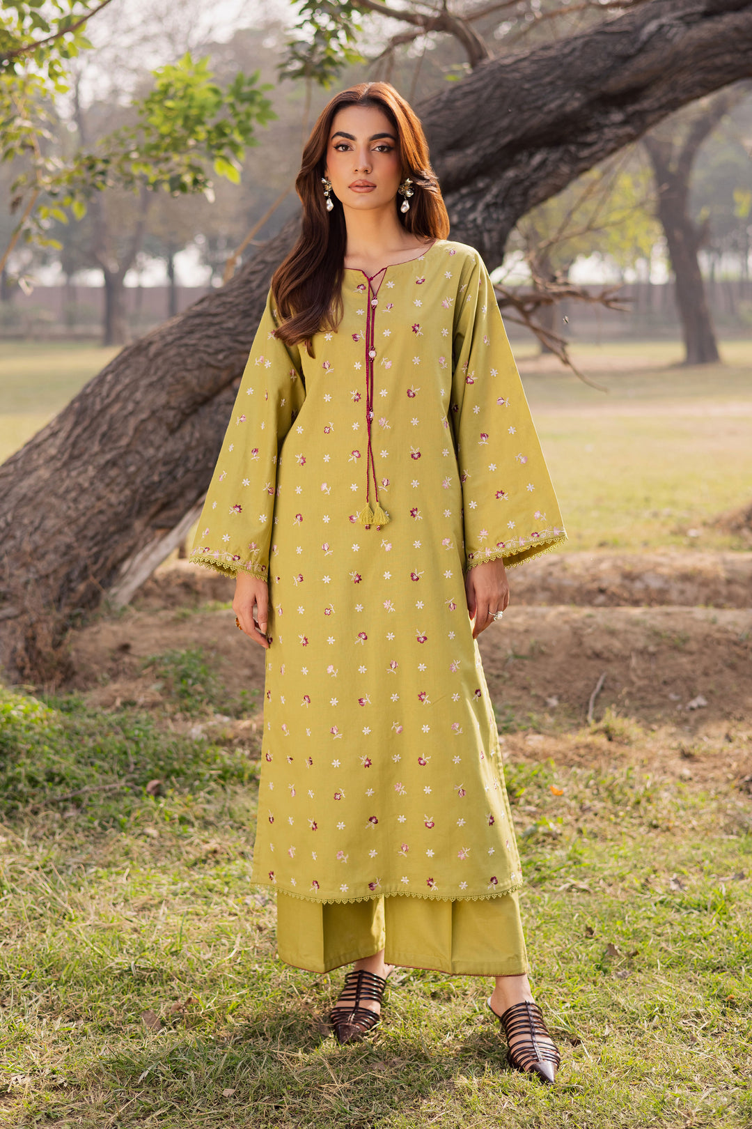  Pearly Green 2Pc - Embroidered Khaddar Dress BATIK WINTER PRET 2025  BATIK   XS / Pear Green / Khaddar-S / Pear Green / Khaddar-M / Pear Green / Khaddar-L / Pear Green / Khaddar-XL / Pear Green / Khaddar