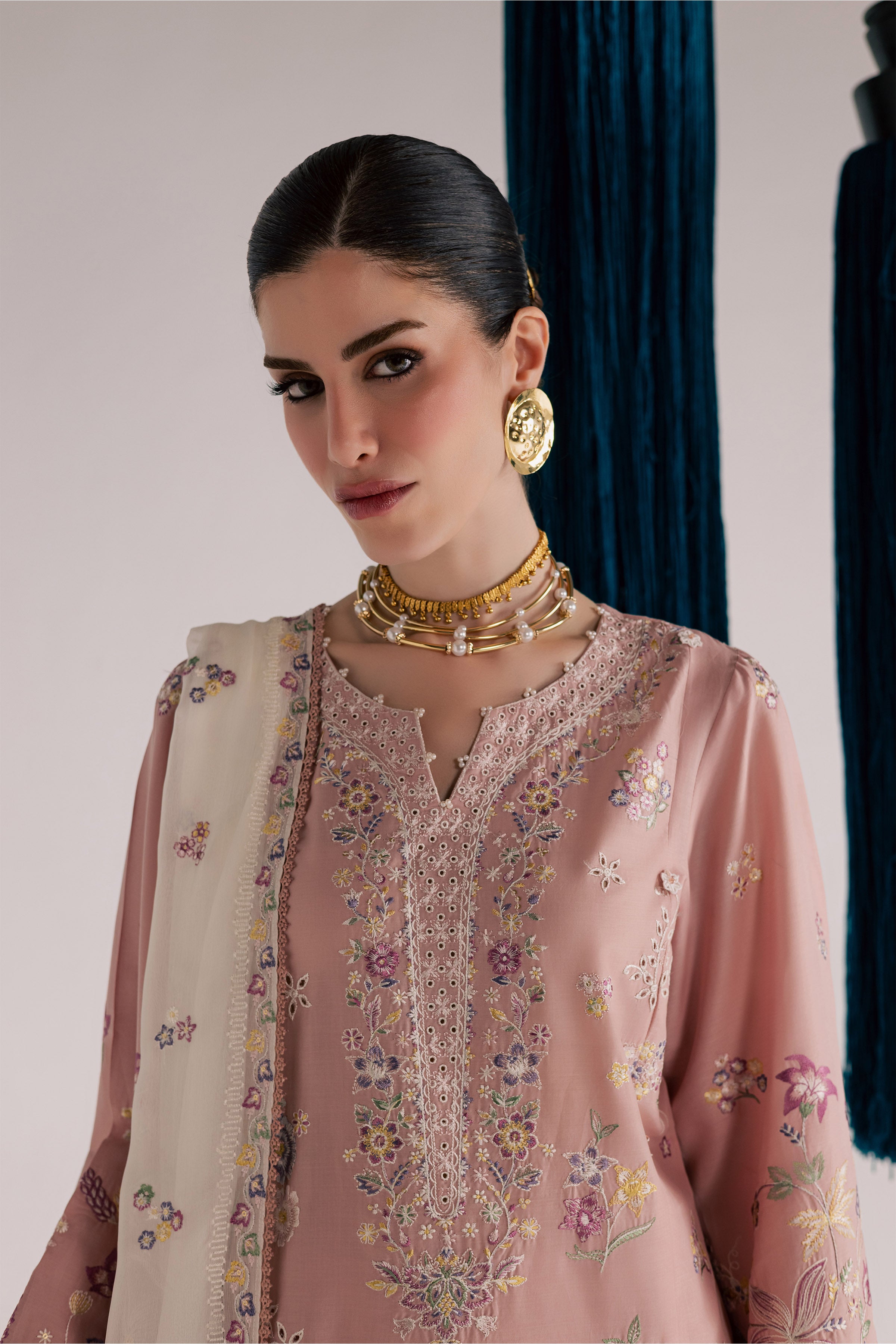  Pink Eclipse 3Pc - Festive Eid Pret BATIKSS26  BATIK   XS / Taffy Pink / Pima Lawn-S / Taffy Pink / Pima Lawn-M / Taffy Pink / Pima Lawn-L / Taffy Pink / Pima Lawn-XL / Taffy Pink / Pima Lawn