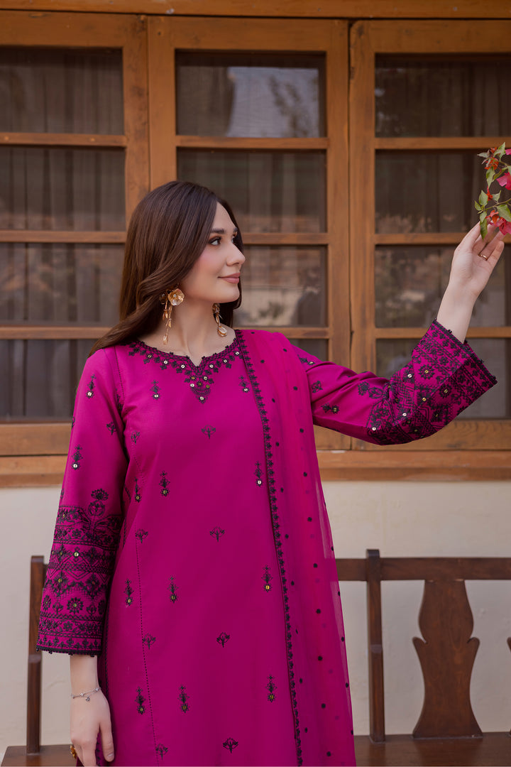  Pink Meeraki 3Pc - Embroidered Khaddar Dress BATIK WINTER PRET 2025  BATIK   XS / Boysen Berry / Khaddar-S / Boysen Berry / Khaddar-M / Boysen Berry / Khaddar-L / Boysen Berry / Khaddar-XL / Boysen Berry / Khaddar