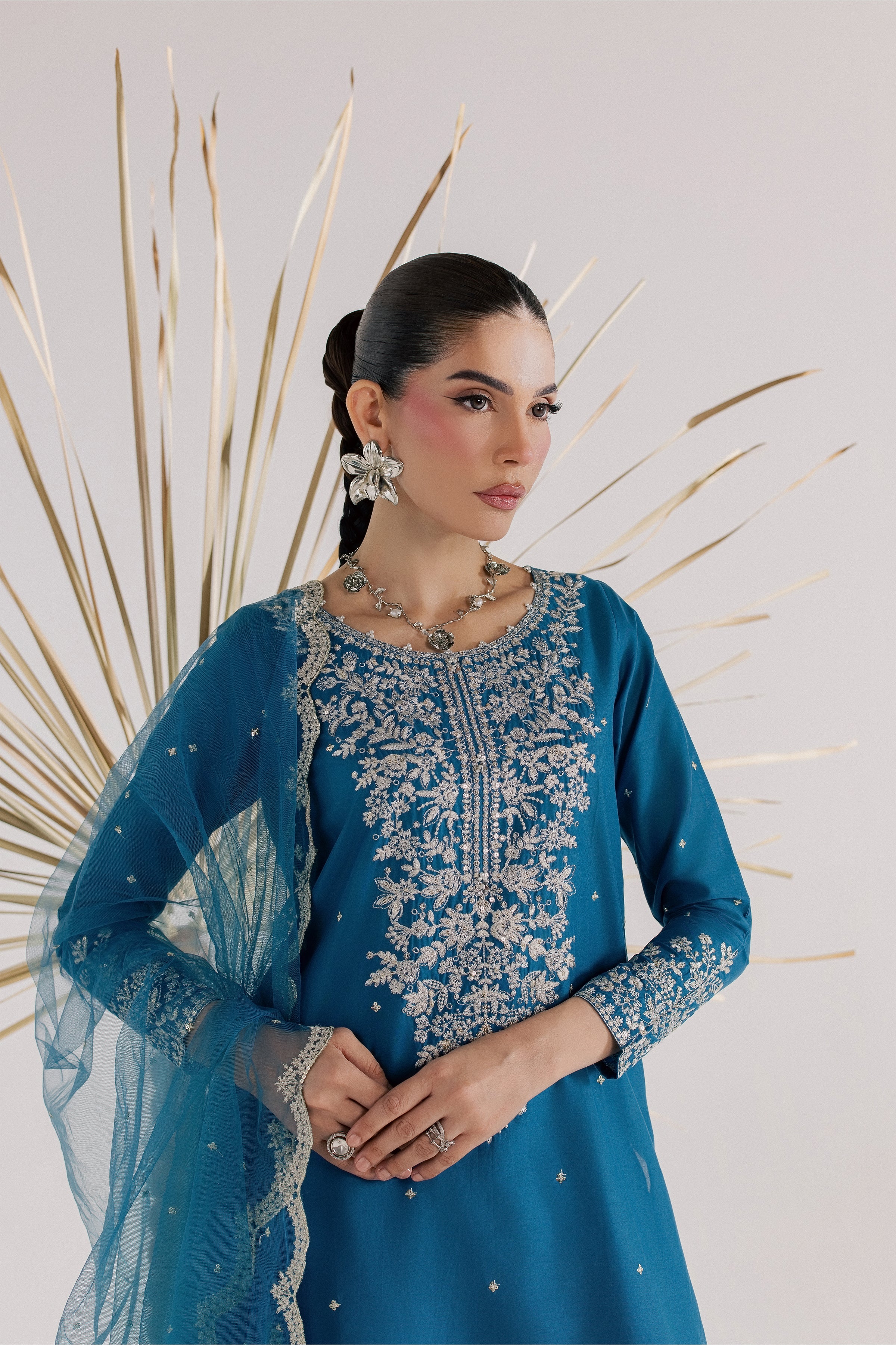  Pomeline 3Pc - Luxury Embroidered Lawn BATIKSS26  BATIK   XS / Celestial / Pima Lawn-S / Celestial / Pima Lawn-M / Celestial / Pima Lawn-L / Celestial / Pima Lawn-XL / Celestial / Pima Lawn