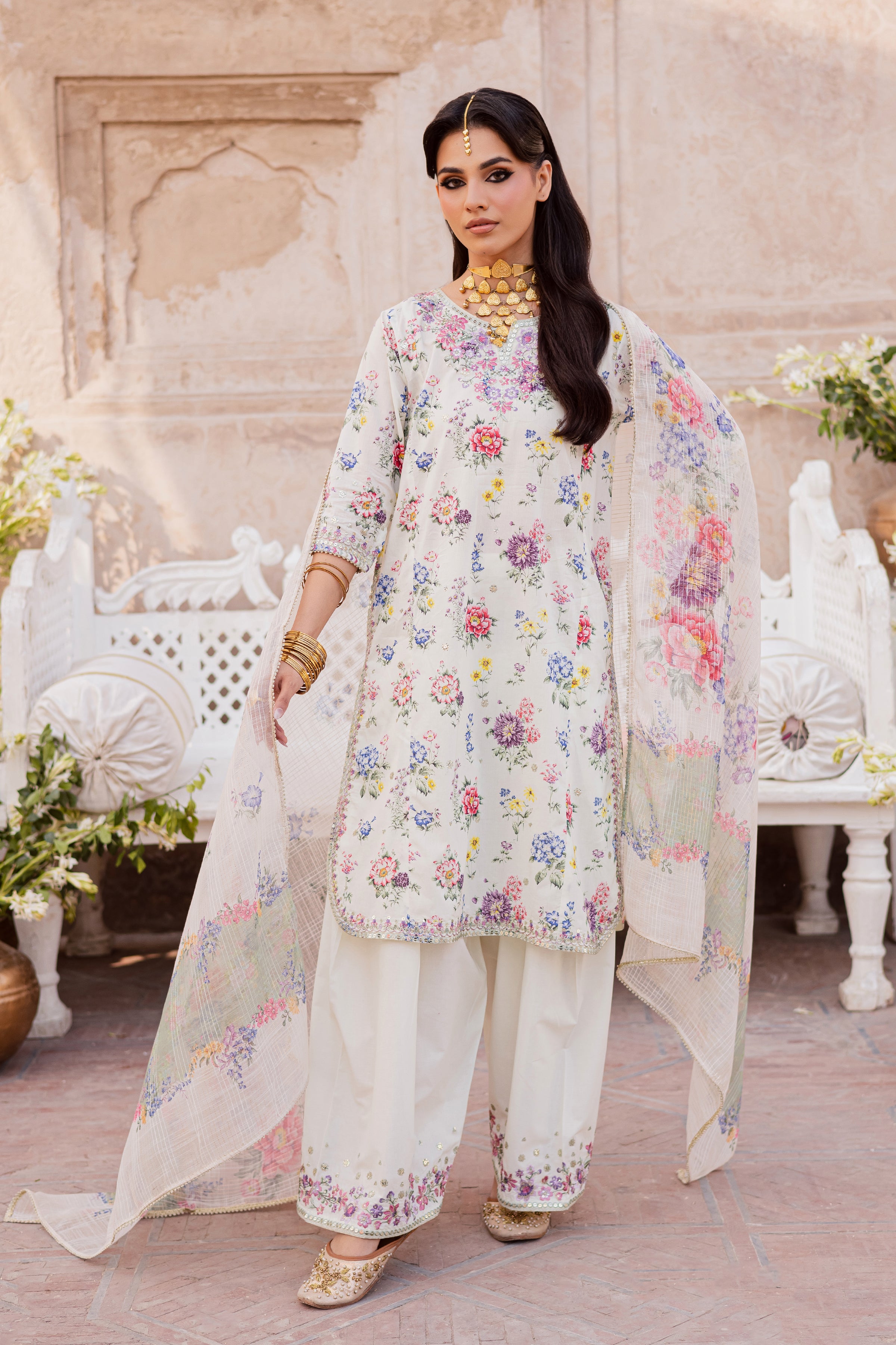  Qissa 3Pc - Festive Eid Prints BATIKEID2026  BATIK   XS / Off White / Lawn-S / Off White / Lawn-M / Off White / Lawn-L / Off White / Lawn-XL / Off White / Lawn