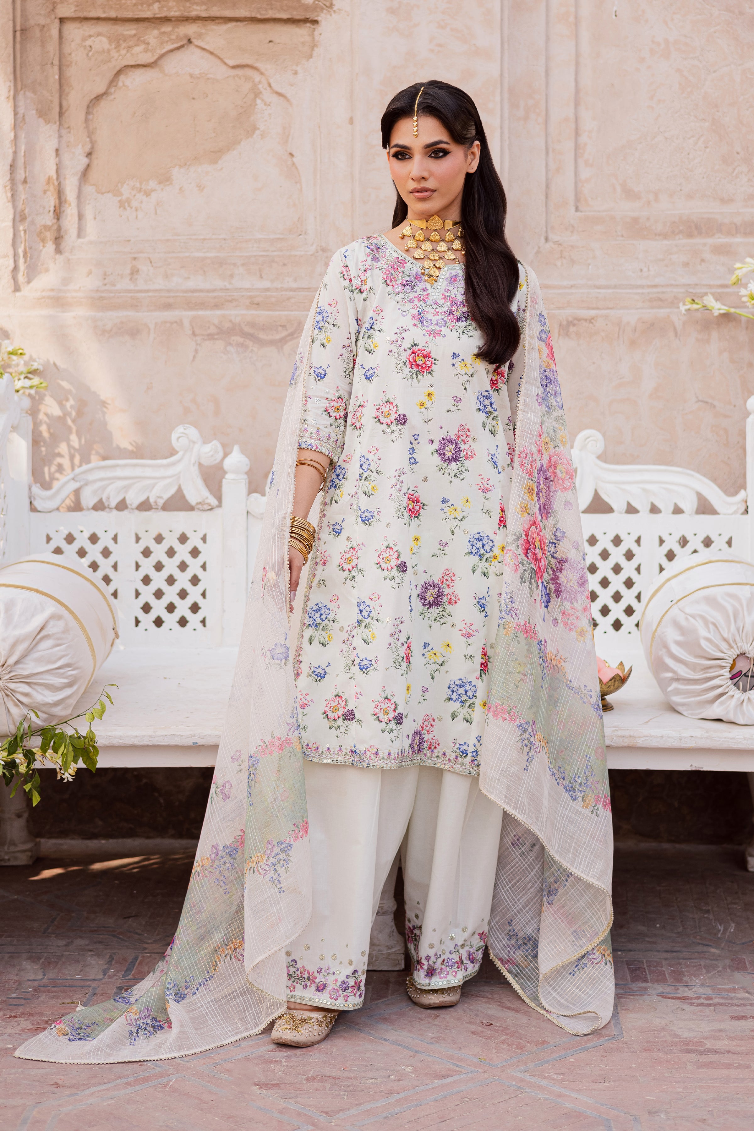  Qissa 3Pc - Festive Eid Prints BATIKEID2026  BATIK   XS / Off White / Lawn-S / Off White / Lawn-M / Off White / Lawn-L / Off White / Lawn-XL / Off White / Lawn