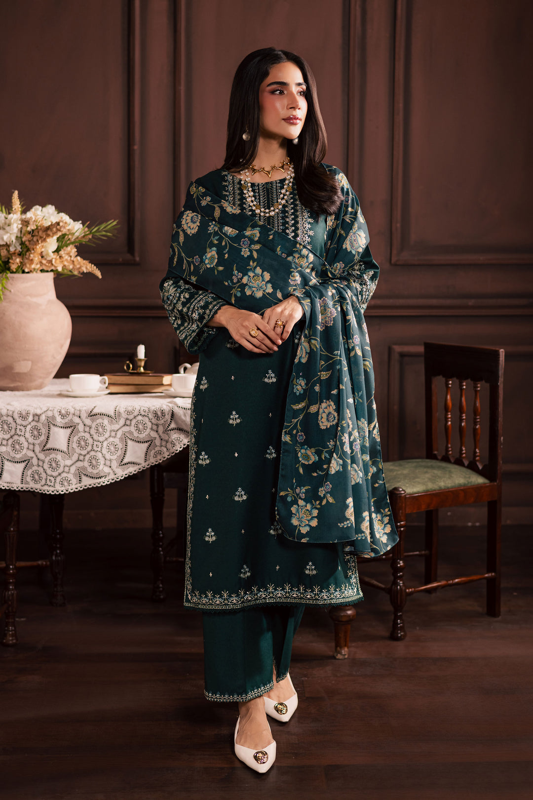 Queen Bee 3Pc - Embroidered Khaddar Dress