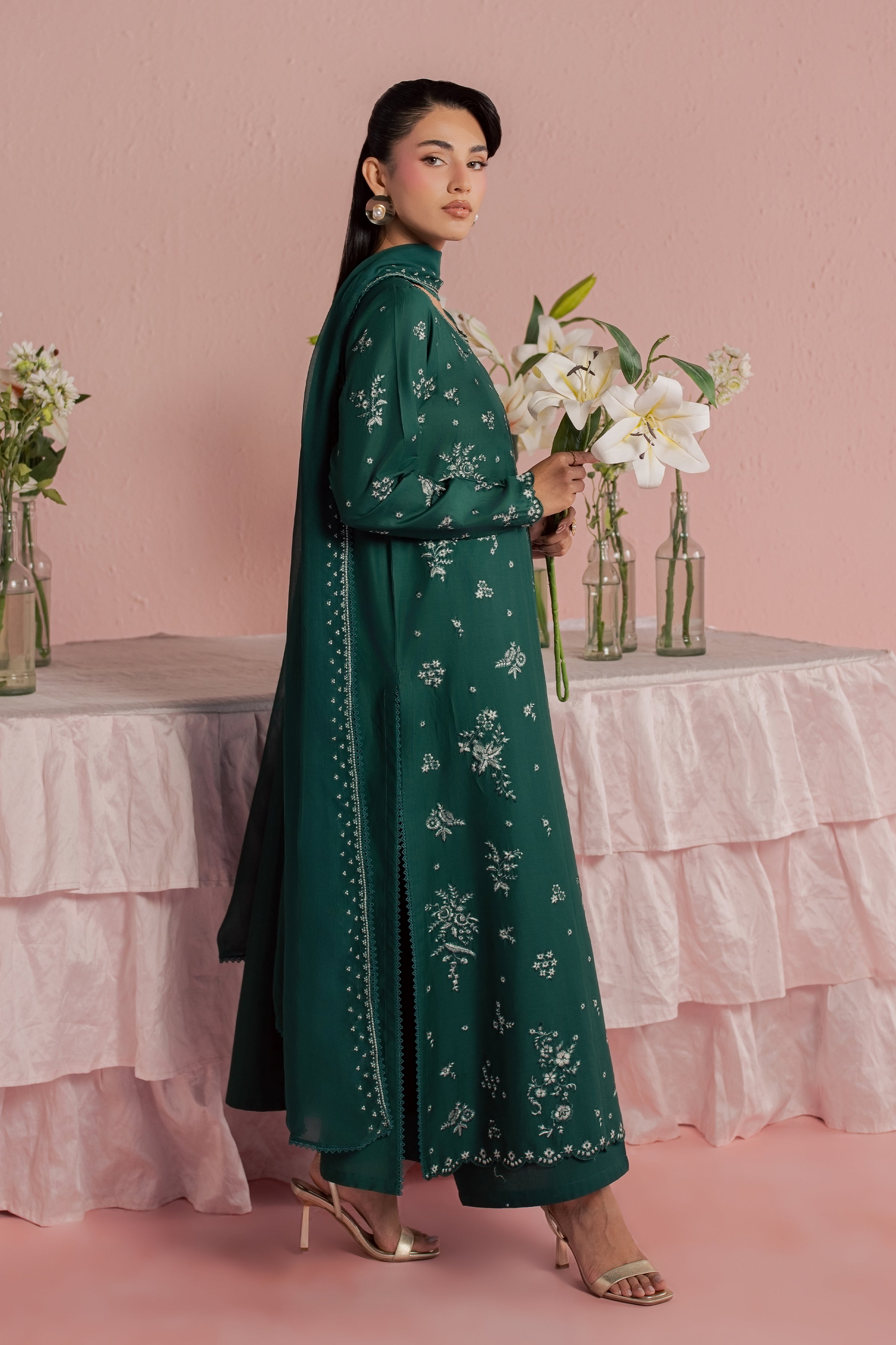  Raila 3Pc - Embroidered Lawn Dress BATIKSS26  BATIK   XS / Perzik Green / Pima Lawn-S / Perzik Green / Pima Lawn-M / Perzik Green / Pima Lawn-L / Perzik Green / Pima Lawn-XL / Perzik Green / Pima Lawn