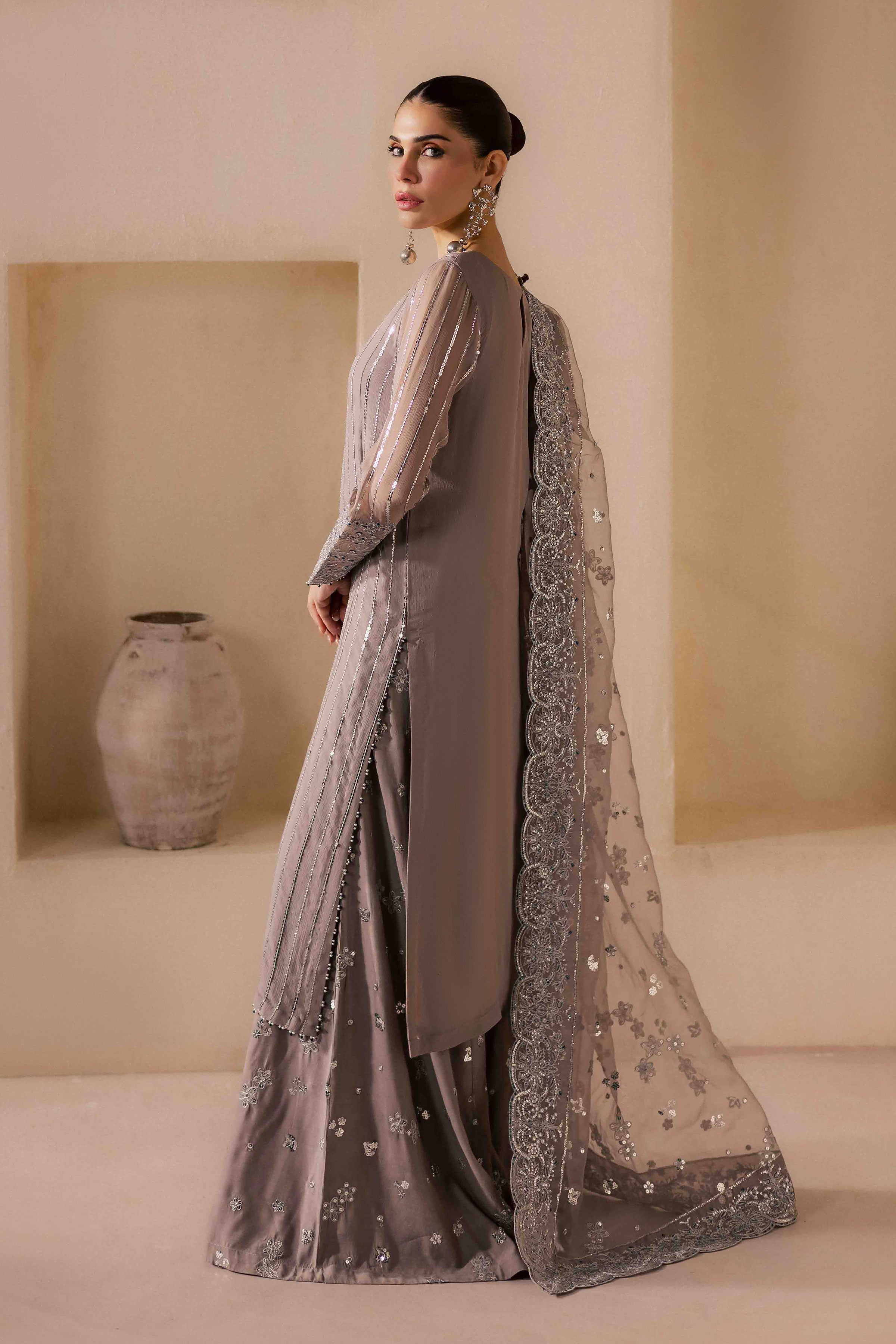  Saabiha 3Pc - Embroidered Luxe Pret BATIKLuxePRET2025  BATIK   XS / Steel Grey / Organza & Raw Silk-S / Steel Grey / Organza & Raw Silk-M / Steel Grey / Organza & Raw Silk-L / Steel Grey / Organza & Raw Silk-XL / Steel Grey / Organza & Raw Silk