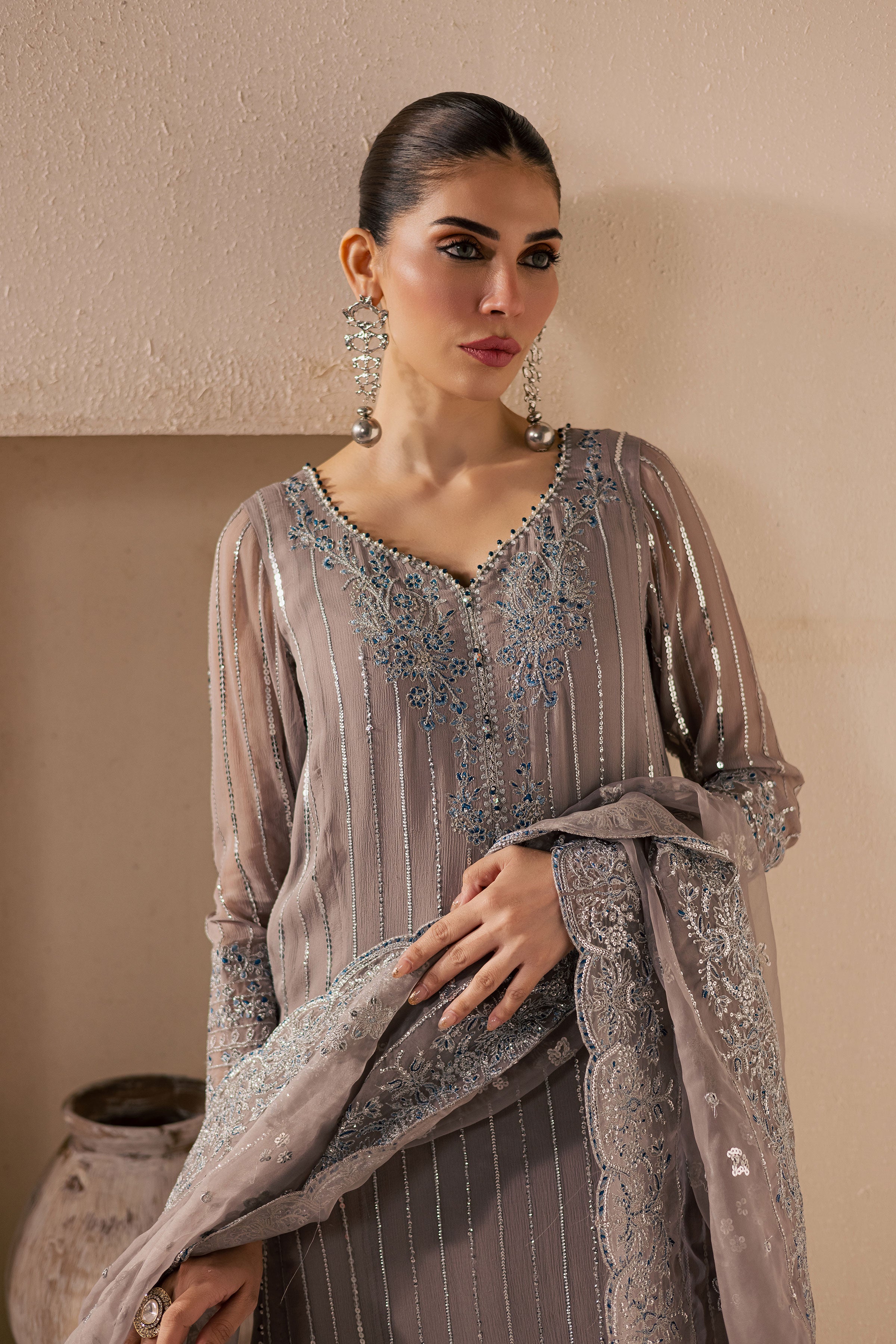  Saabiha 3Pc - Embroidered Luxe Pret BATIKLuxePRET2025  BATIK   XS / Steel Grey / Organza & Raw Silk-S / Steel Grey / Organza & Raw Silk-M / Steel Grey / Organza & Raw Silk-L / Steel Grey / Organza & Raw Silk-XL / Steel Grey / Organza & Raw Silk