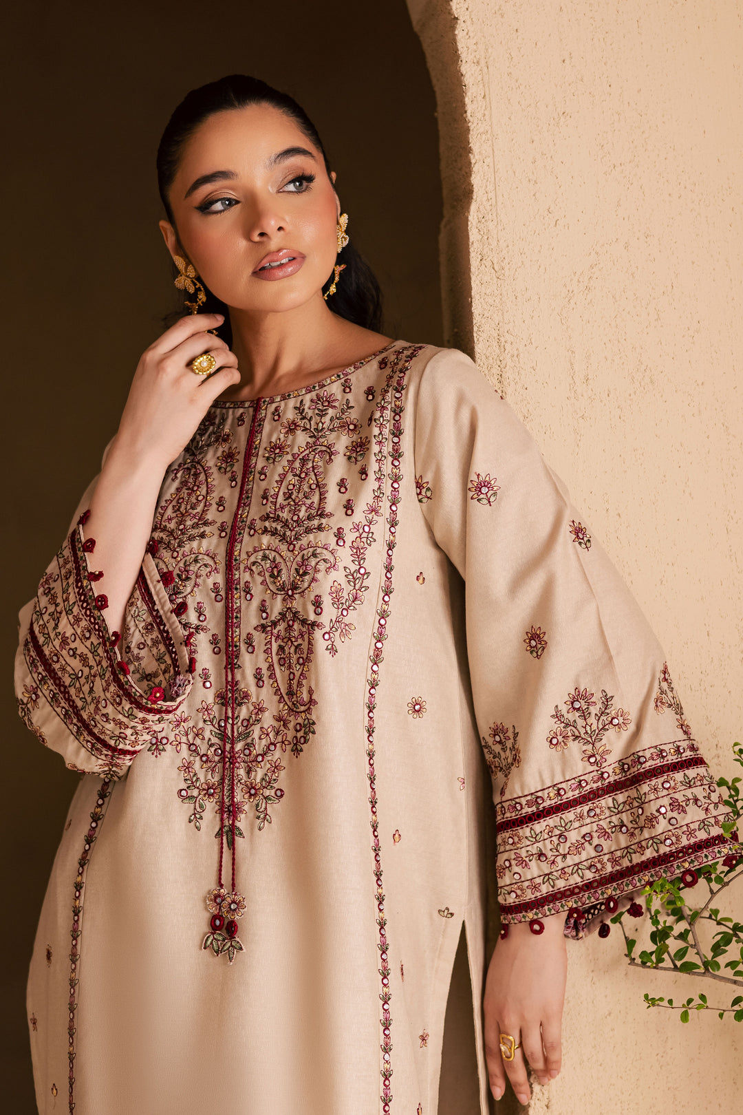  Safa 2Pc - Embroidered Khaddar Dress BATIK WINTER PRET 2025  BATIK   XS / Offwhite / Khaddar-S / Offwhite / Khaddar-M / Offwhite / Khaddar-L / Offwhite / Khaddar-XL / Offwhite / Khaddar