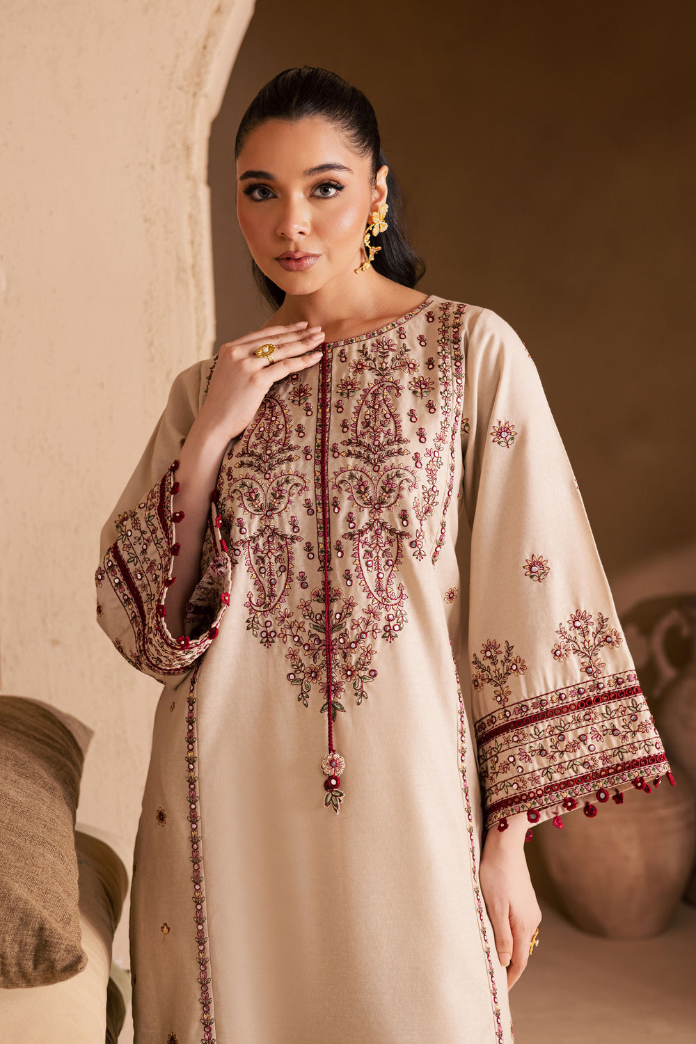  Safa 2Pc - Embroidered Khaddar Dress BATIK WINTER PRET 2025  BATIK   XS / Offwhite / Khaddar-S / Offwhite / Khaddar-M / Offwhite / Khaddar-L / Offwhite / Khaddar-XL / Offwhite / Khaddar