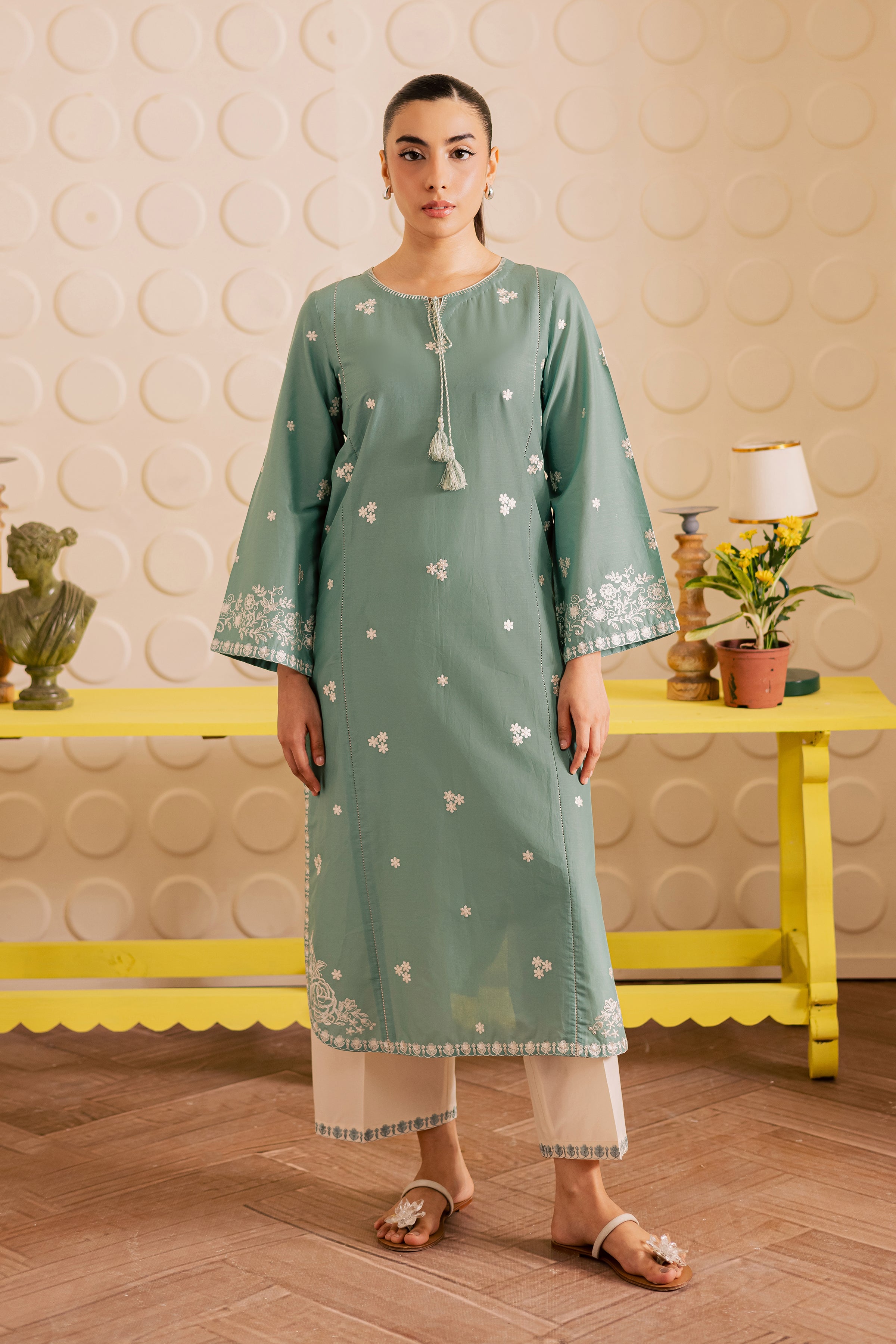 [product-color]-[product-type]-[product_material]
