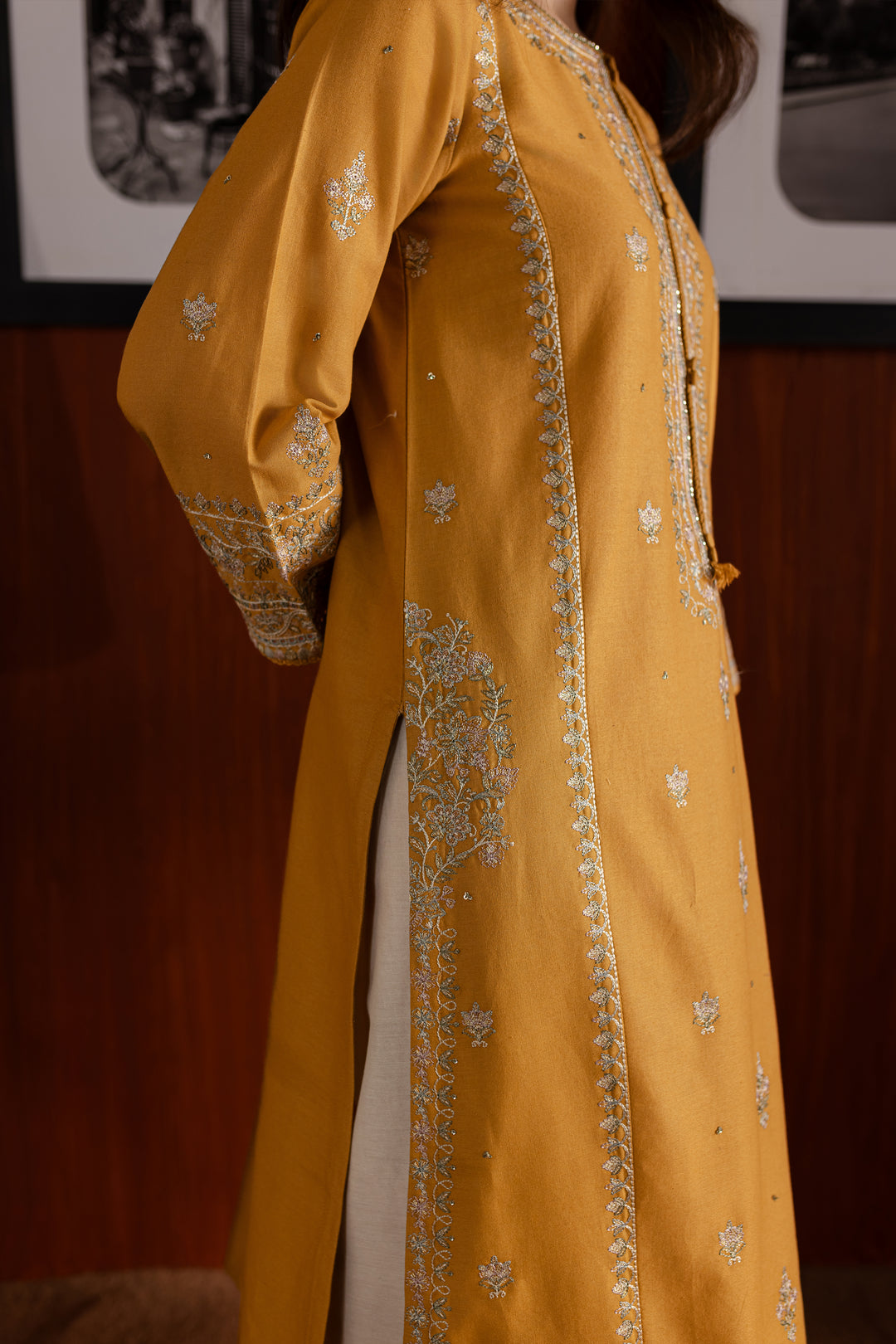 [product-color]-[product-type]-[product_material]