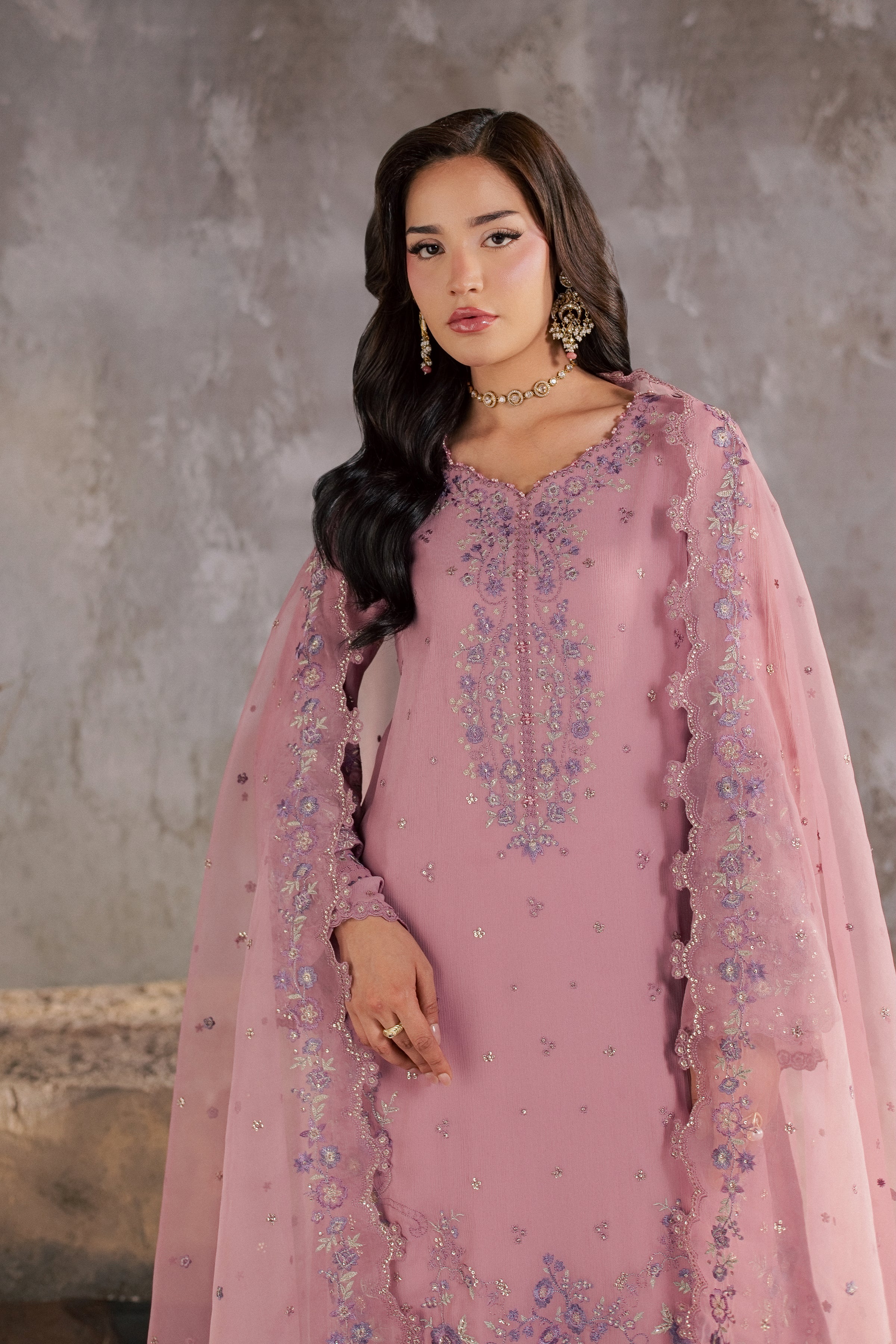  Sehaz 3Pc - Festive Luxe Pret BATIKSTUDIO2026  BATIK   S / Tea Pink / Crinkle-M / Tea Pink / Crinkle-L / Tea Pink / Crinkle