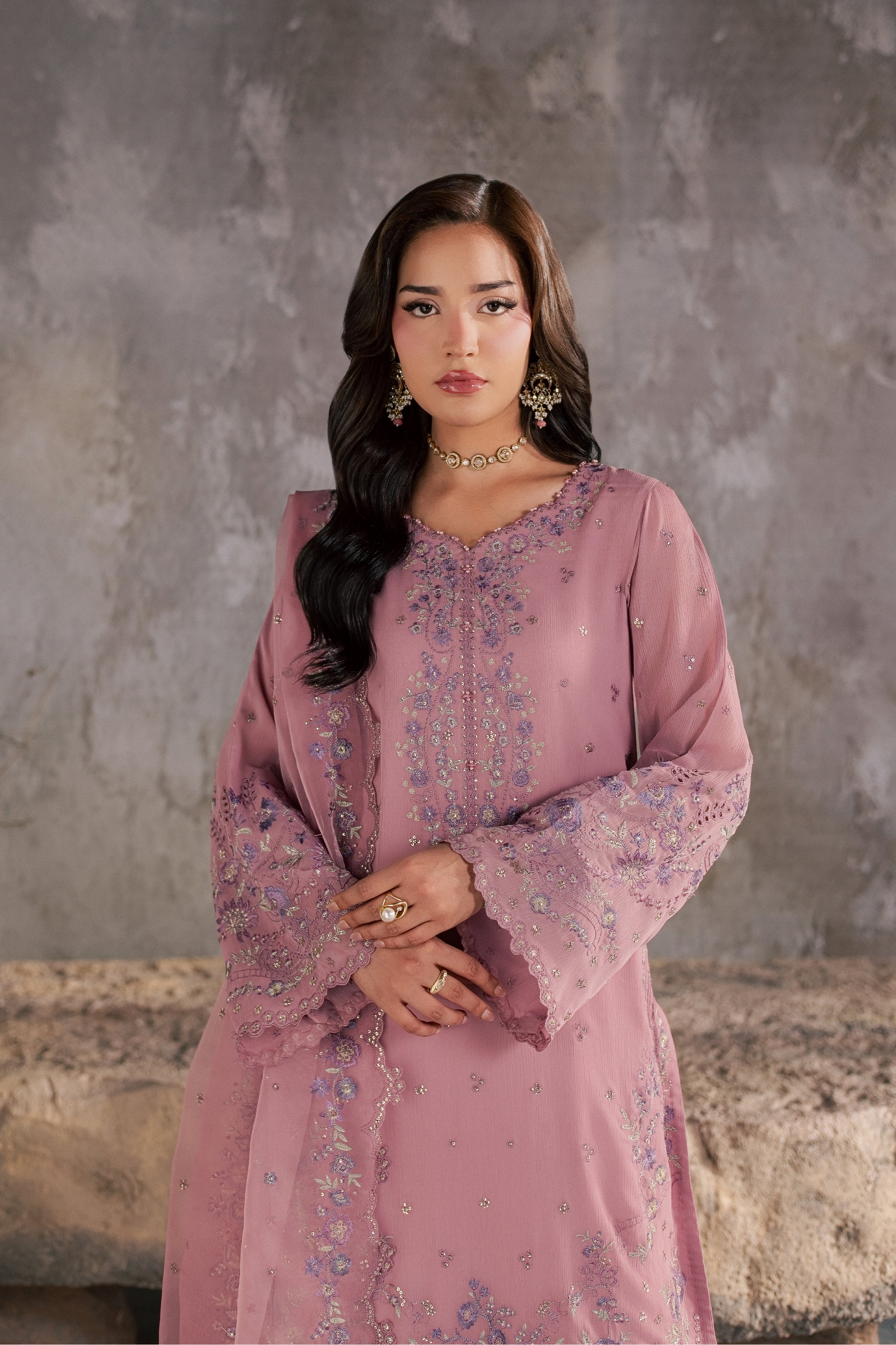  Sehaz 3Pc - Festive Luxe Pret BATIKSTUDIO2026  BATIK   S / Tea Pink / Crinkle-M / Tea Pink / Crinkle-L / Tea Pink / Crinkle
