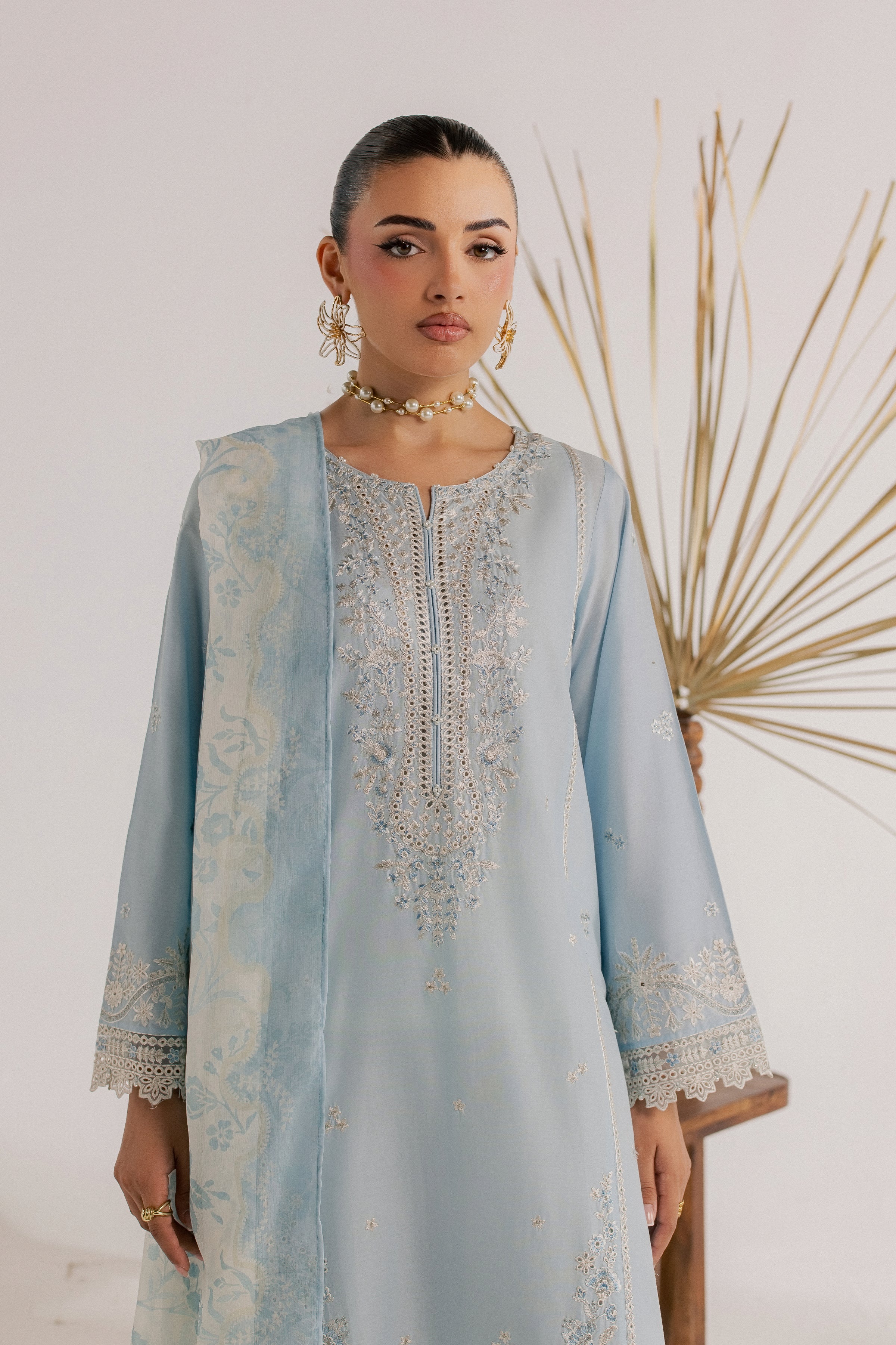  Shikast 3Pc - Luxury Embroidered Lawn BATIKSS26  BATIK   XS / Dream Blue / Pima Lawn-S / Dream Blue / Pima Lawn-M / Dream Blue / Pima Lawn-L / Dream Blue / Pima Lawn-XL / Dream Blue / Pima Lawn