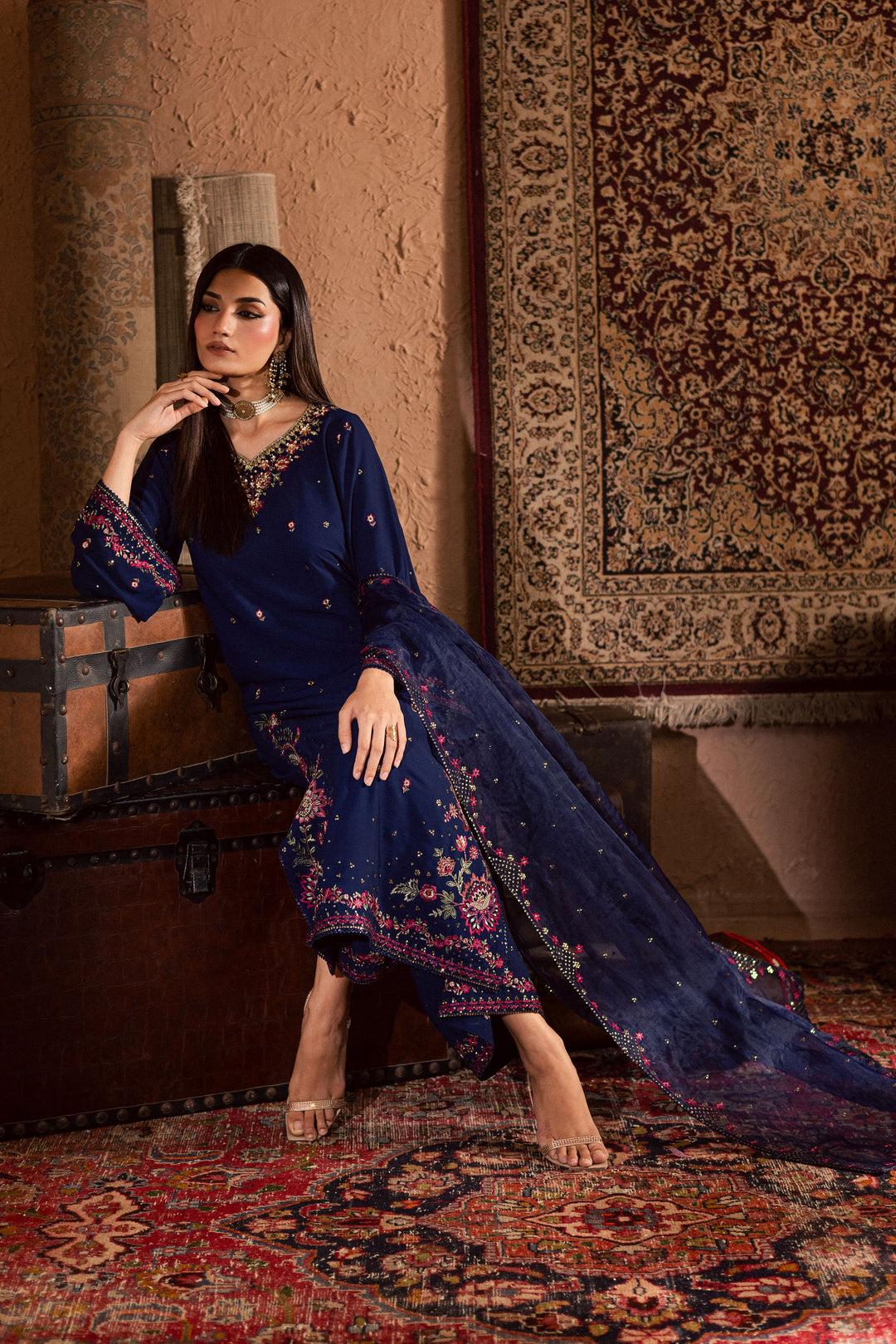  Skyra 3Pc- Festive Luxe Pret BATIKSTUDIO2025  BATIK   S / Deep Blue / Georgette-M / Deep Blue / Georgette-L / Deep Blue / Georgette