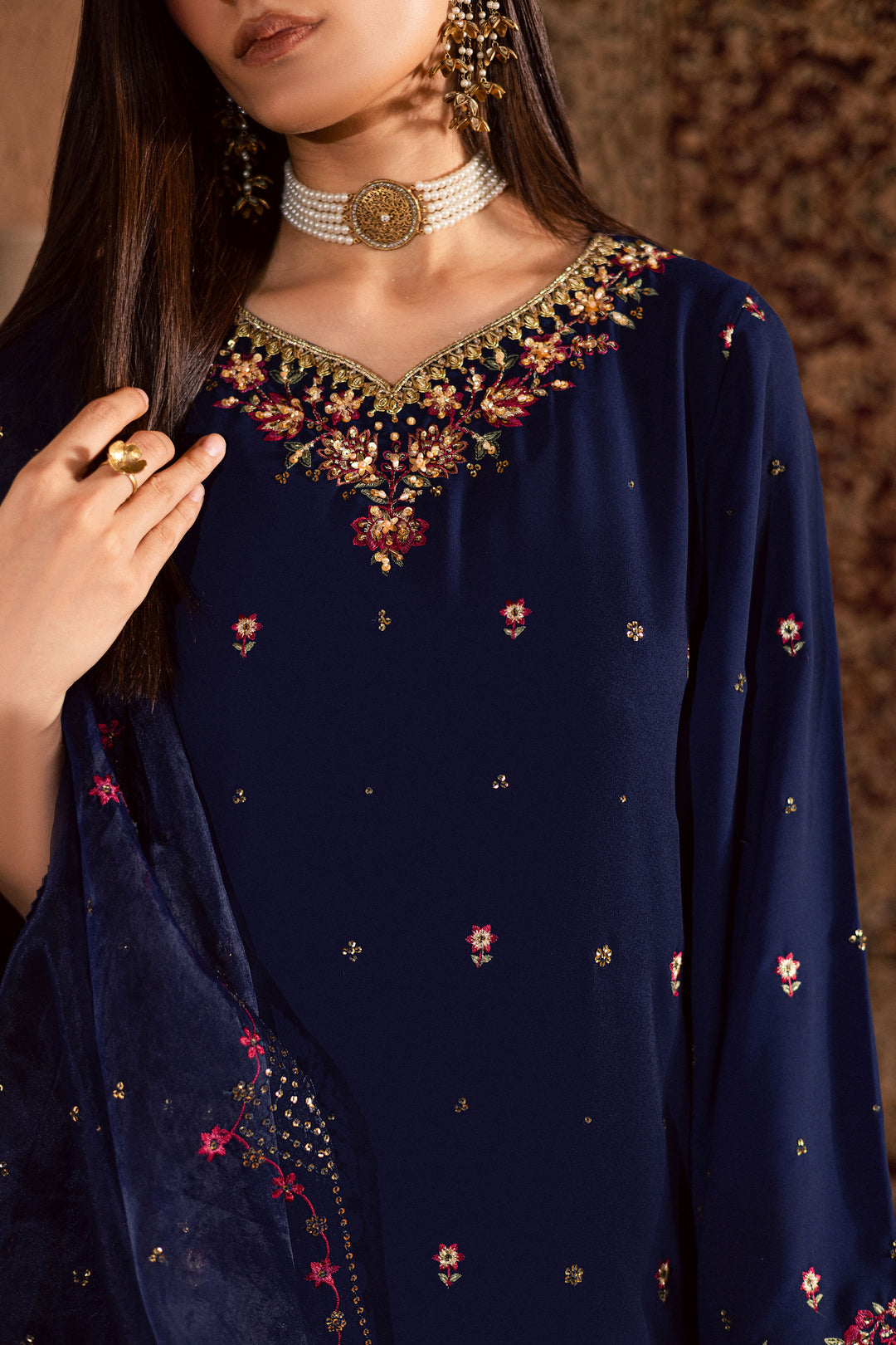  Skyra 3Pc- Festive Luxe Pret BATIKSTUDIO2025  BATIK   S / Deep Blue / Georgette-M / Deep Blue / Georgette-L / Deep Blue / Georgette