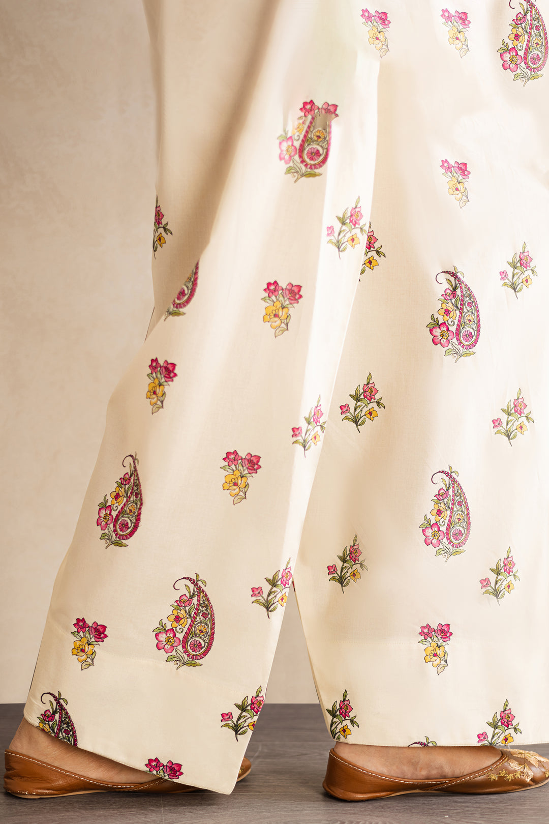 [product-color]-[product-type]-[product_material]