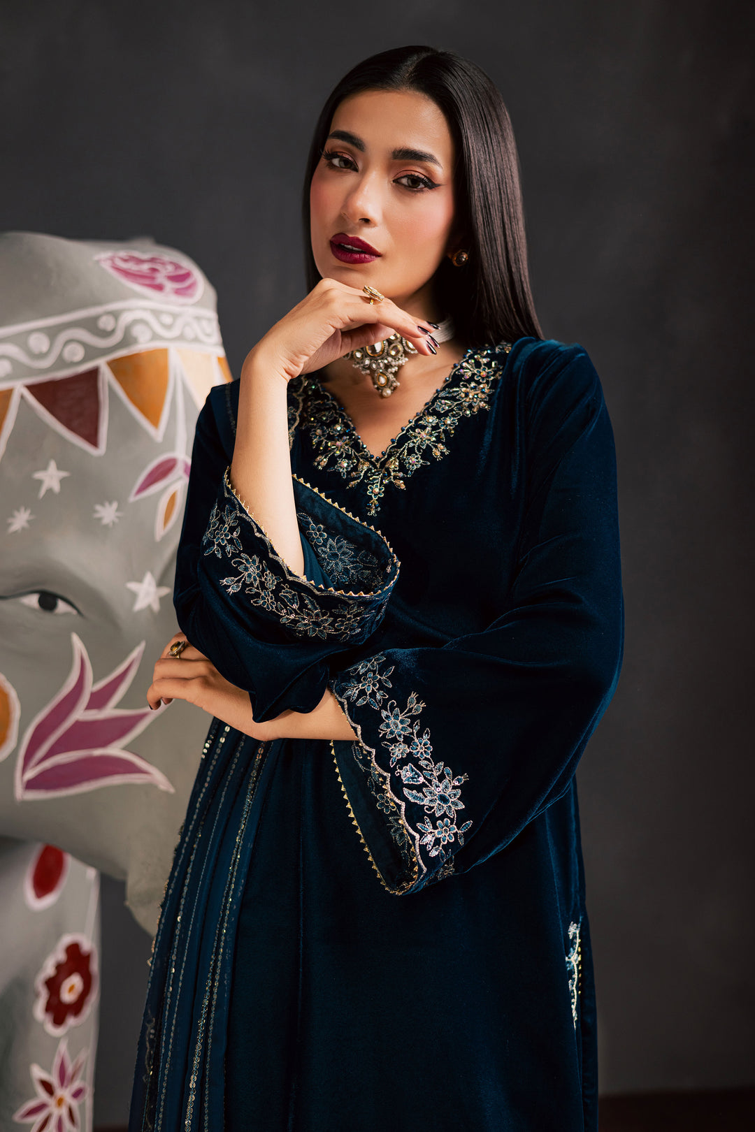  Taana Bana 3Pc - Velvet Luxe Pret BATIKLuxePRET2025  BATIK   XS / Zinc / Velvet-S / Zinc / Velvet-M / Zinc / Velvet-L / Zinc / Velvet-XL / Zinc / Velvet