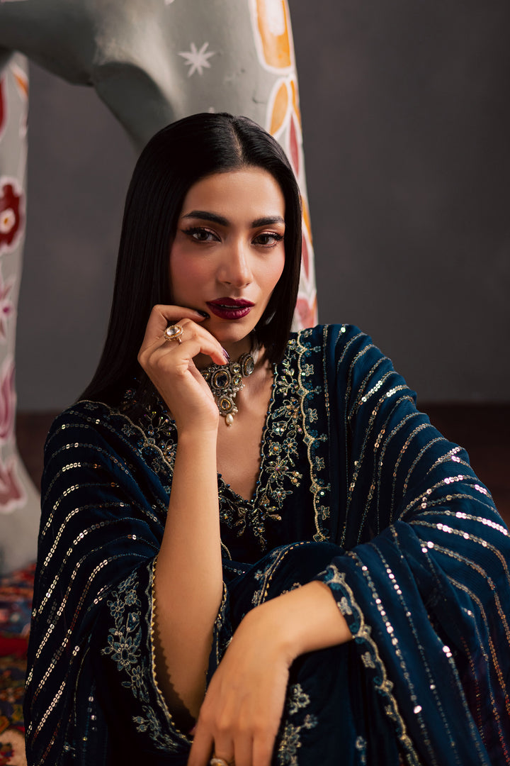  Taana Bana 3Pc - Velvet Luxe Pret BATIKLuxePRET2025  BATIK   XS / Zinc / Velvet-S / Zinc / Velvet-M / Zinc / Velvet-L / Zinc / Velvet-XL / Zinc / Velvet