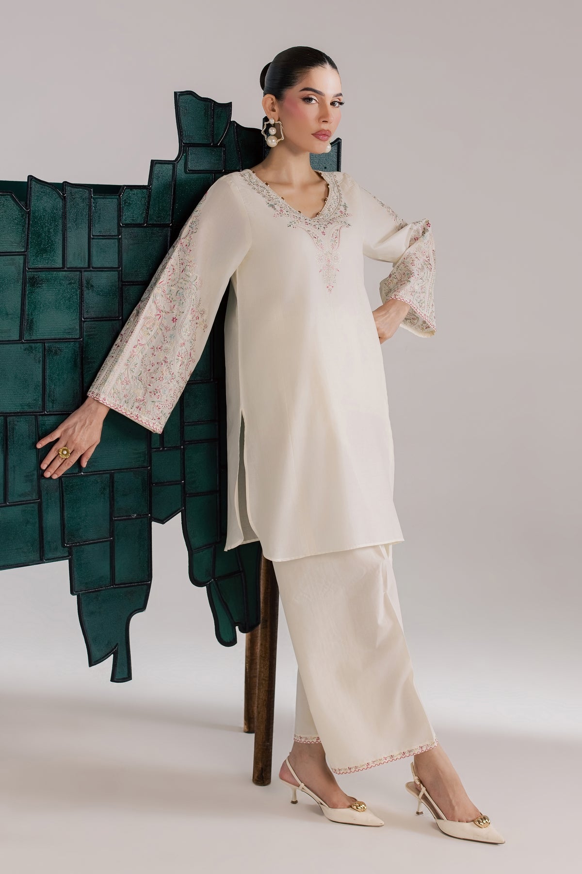  Tiva 2Pc - Luxury Embroidered Lawn BATIKSS26  BATIK   XS / Eggnog / Pima Lawn-S / Eggnog / Pima Lawn-M / Eggnog / Pima Lawn-L / Eggnog / Pima Lawn-XL / Eggnog / Pima Lawn