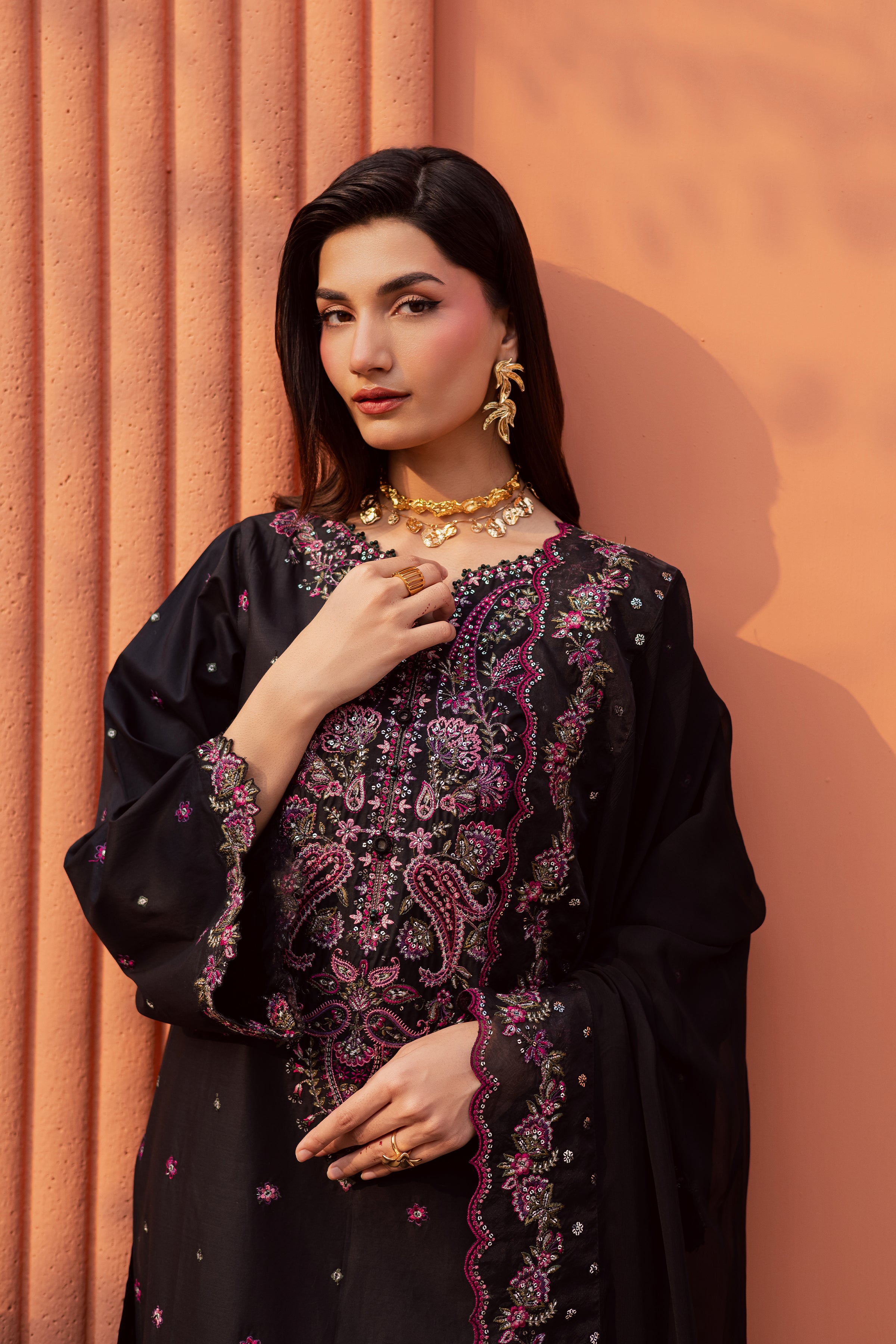  Unaiza 3Pc - Festive Embroidered Lawn BATIKEID2026  BATIK   XS / Black / Giza-S / Black / Giza-M / Black / Giza-L / Black / Giza-XL / Black / Giza