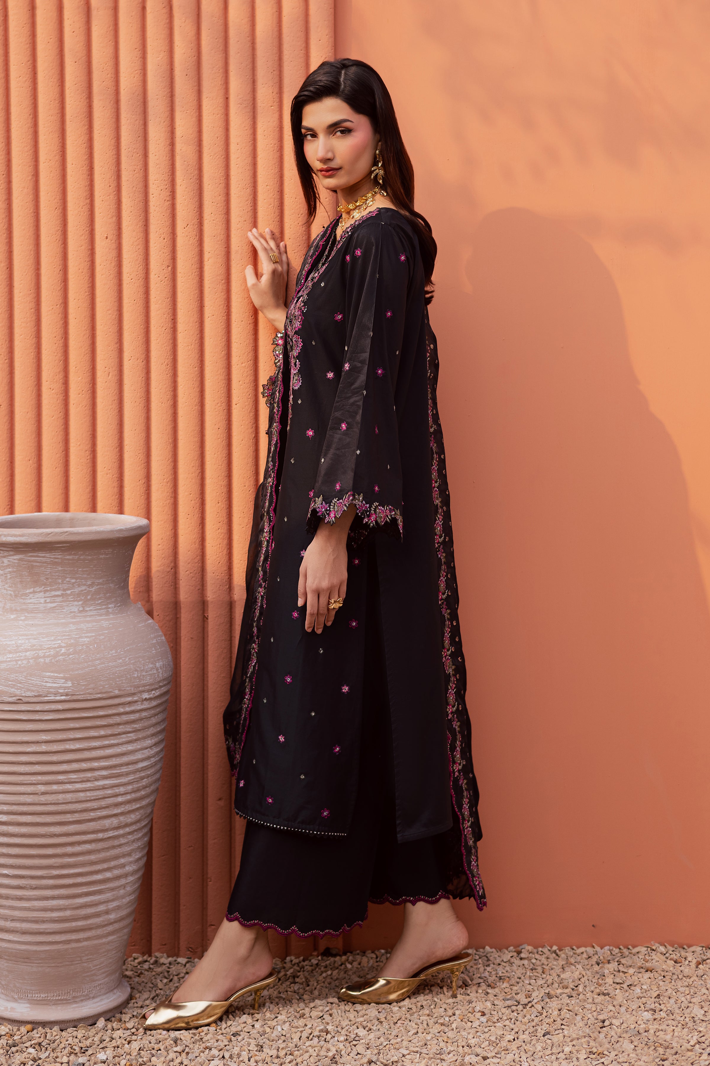  Unaiza 3Pc - Festive Embroidered Lawn BATIKEID2026  BATIK   XS / Black / Giza-S / Black / Giza-M / Black / Giza-L / Black / Giza-XL / Black / Giza