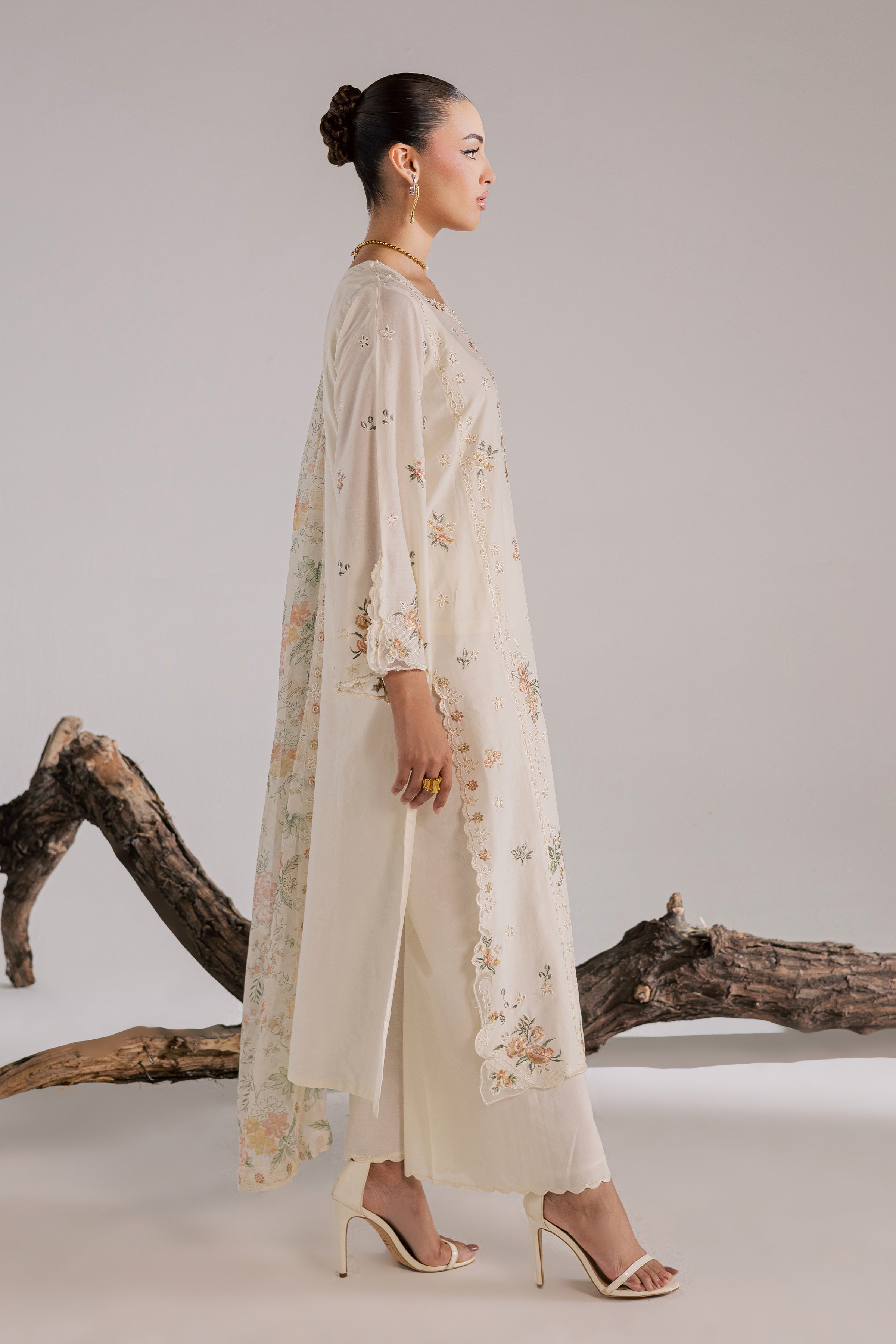  White Zoe 3Pc - Luxury Embroidered Lawn BATIKSS26  BATIK   XS / Eggnog / Pima Lawn-S / Eggnog / Pima Lawn-M / Eggnog / Pima Lawn-L / Eggnog / Pima Lawn-XL / Eggnog / Pima Lawn