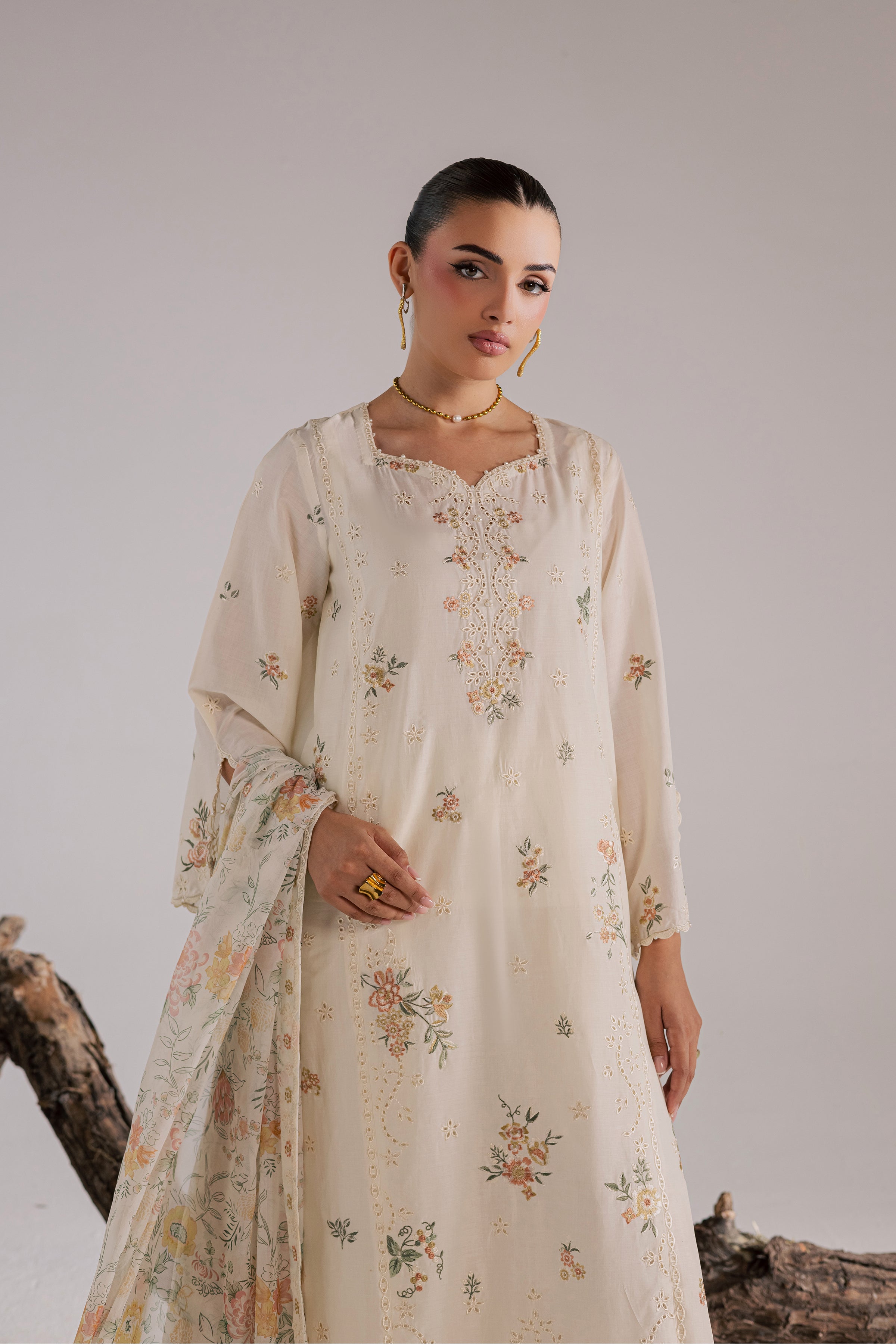  White Zoe 3Pc - Luxury Embroidered Lawn BATIKSS26  BATIK   XS / Eggnog / Pima Lawn-S / Eggnog / Pima Lawn-M / Eggnog / Pima Lawn-L / Eggnog / Pima Lawn-XL / Eggnog / Pima Lawn